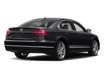 2017 Volkswagen Passat R-Line w/Comfort Pkg