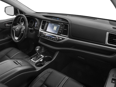 2017 Toyota Highlander SE