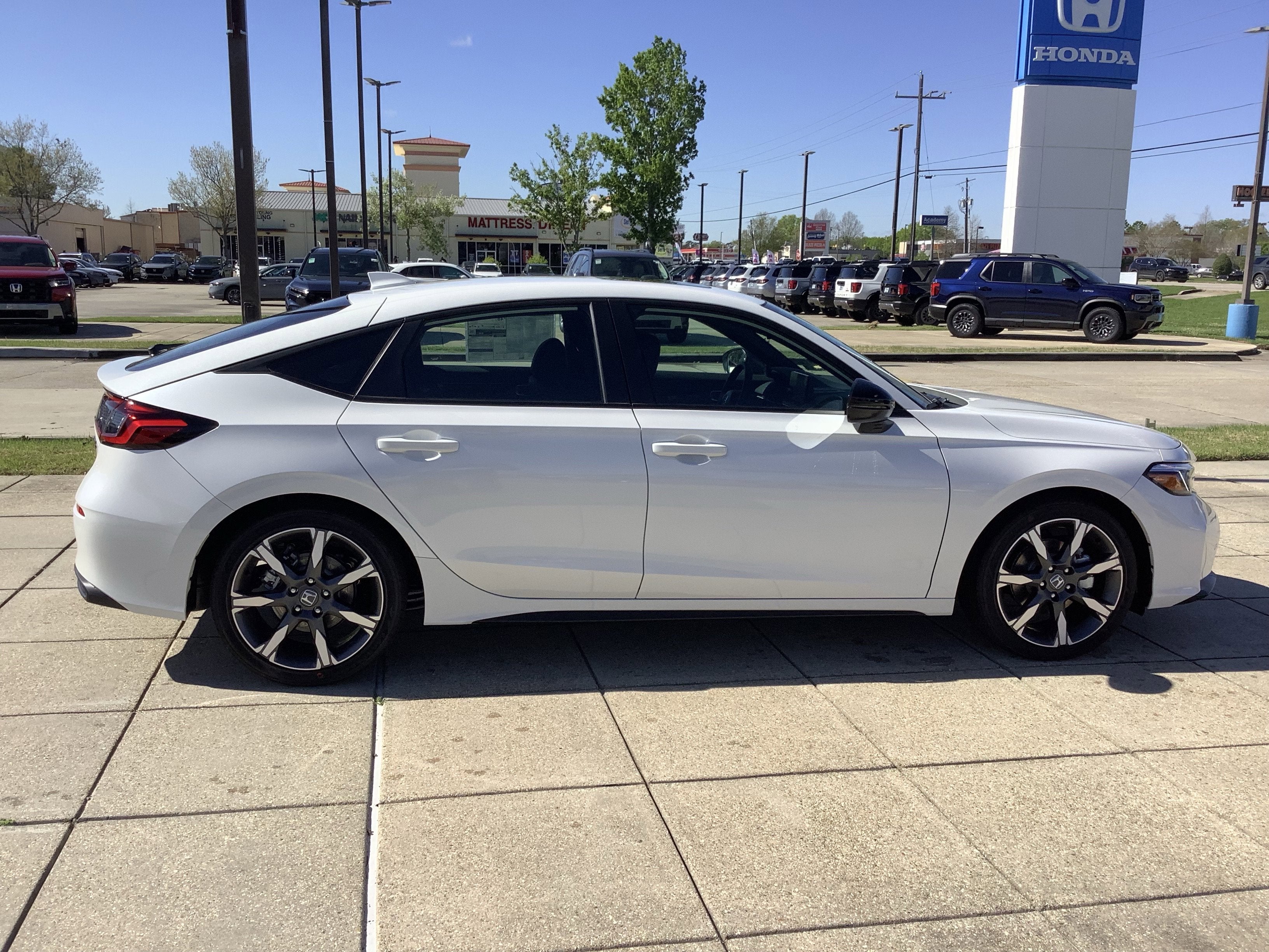 2026 Honda Civic Hatchback Hybrid Sport Touring