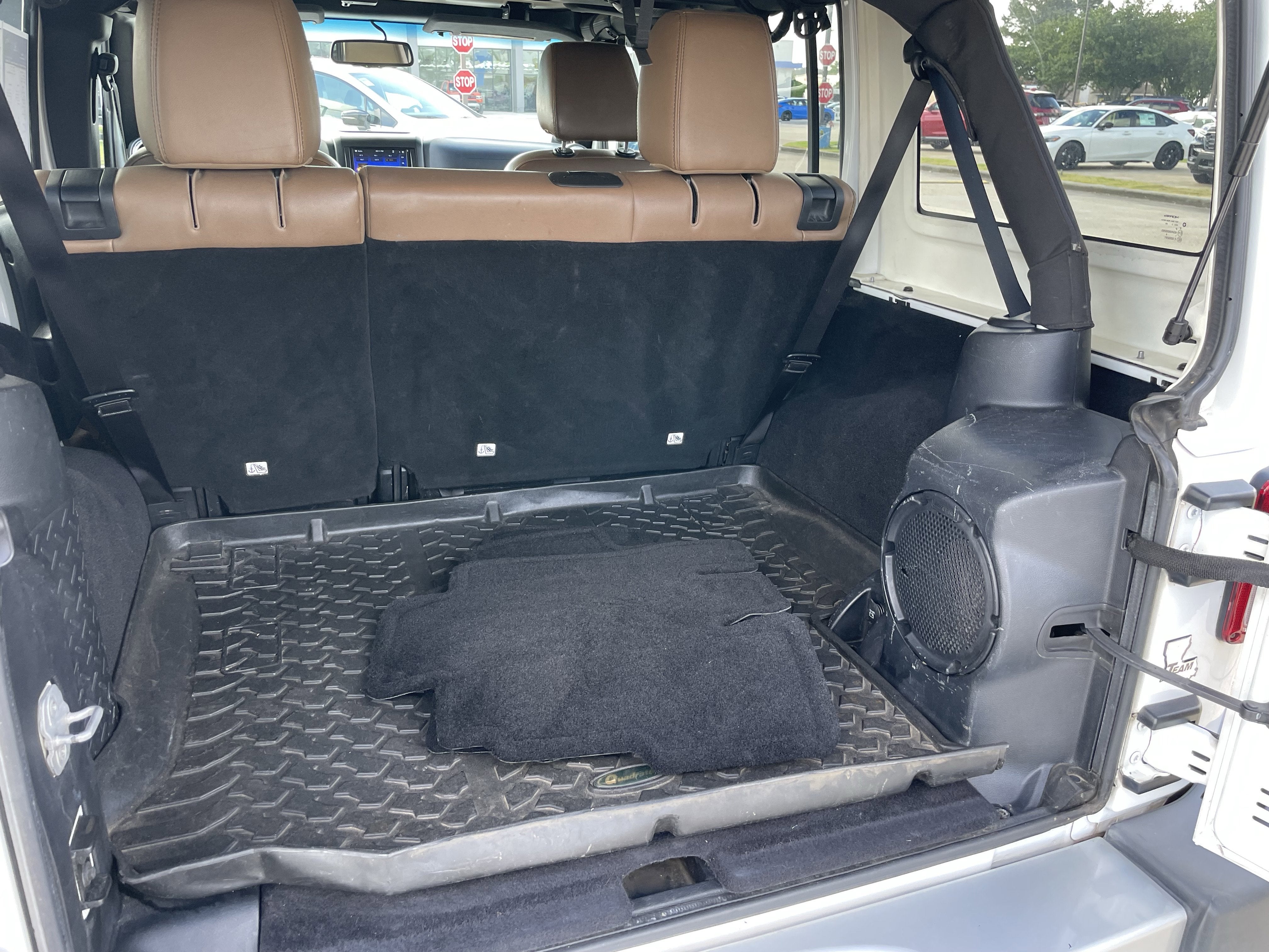 2013 Jeep Wrangler Unlimited Sahara