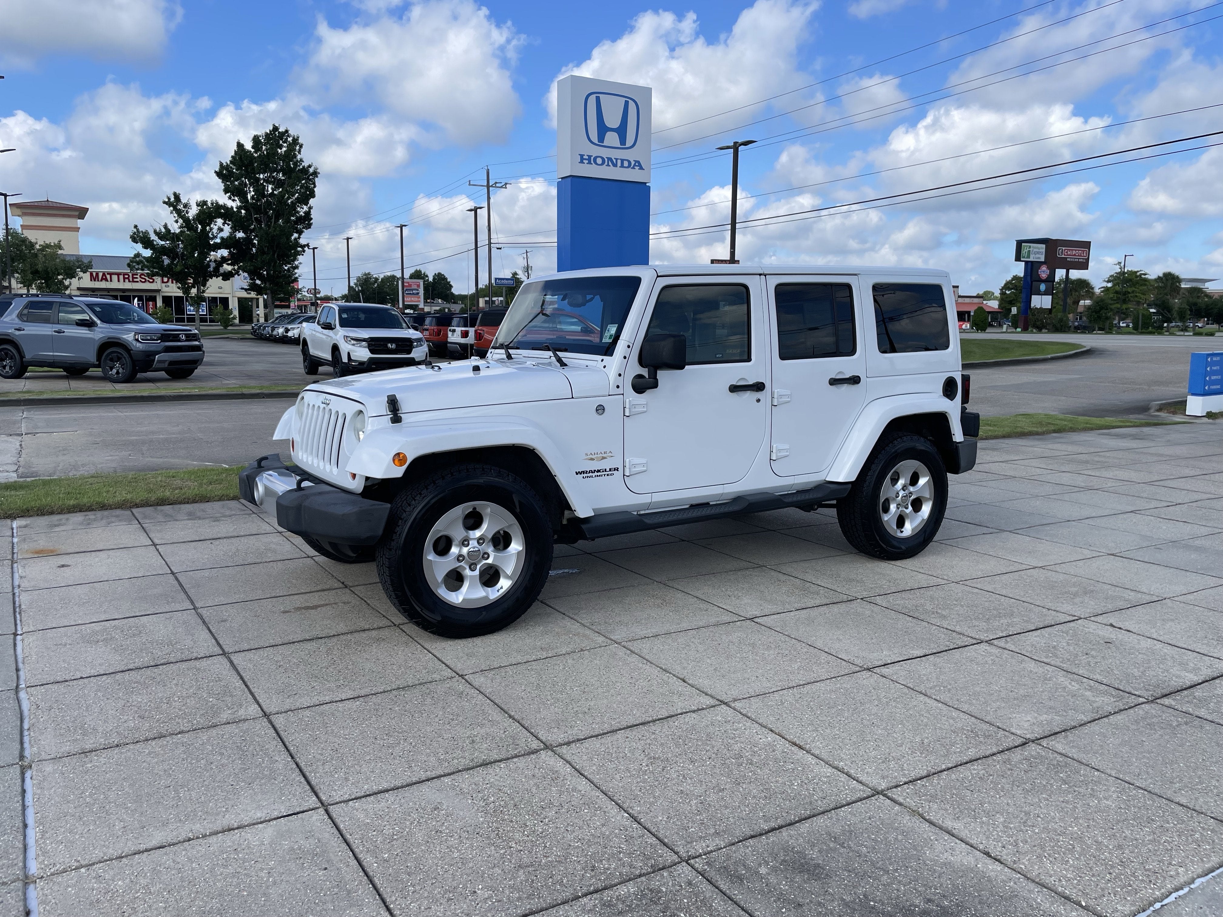 2013 Jeep Wrangler Unlimited Sahara