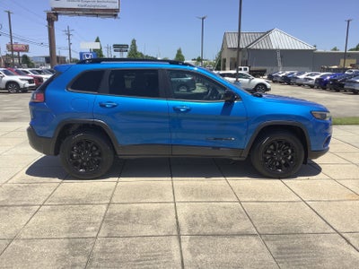 2023 Jeep Cherokee Altitude Lux