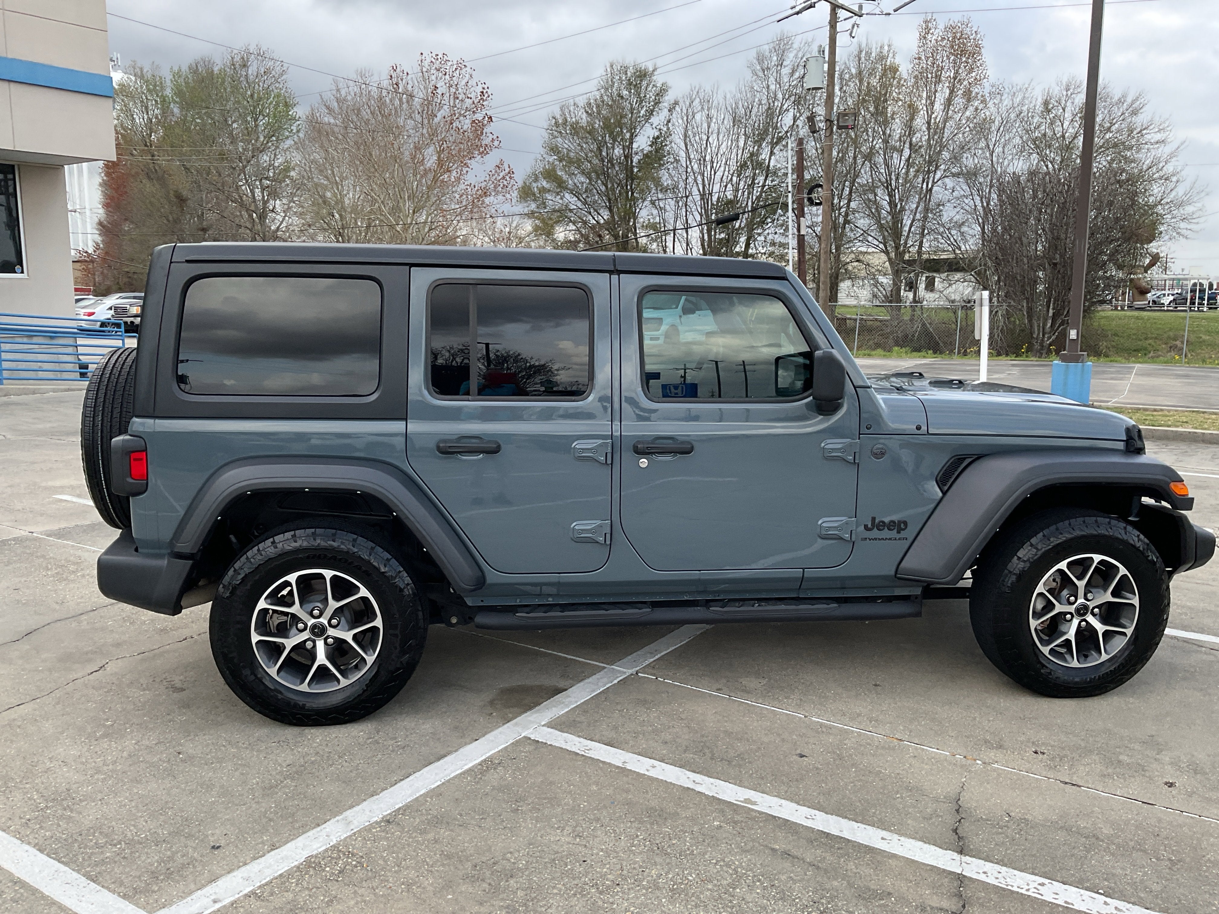 2024 Jeep Wrangler Sport S