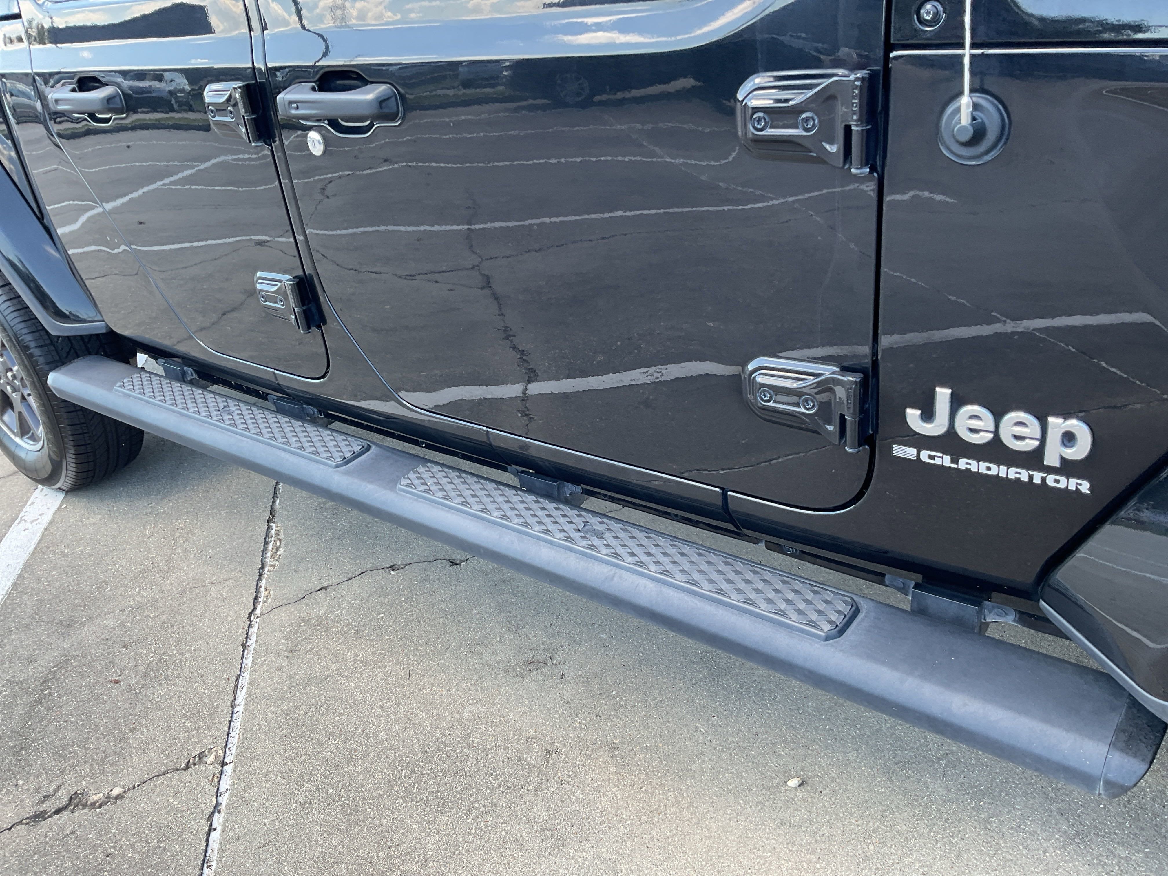 2023 Jeep Gladiator Overland