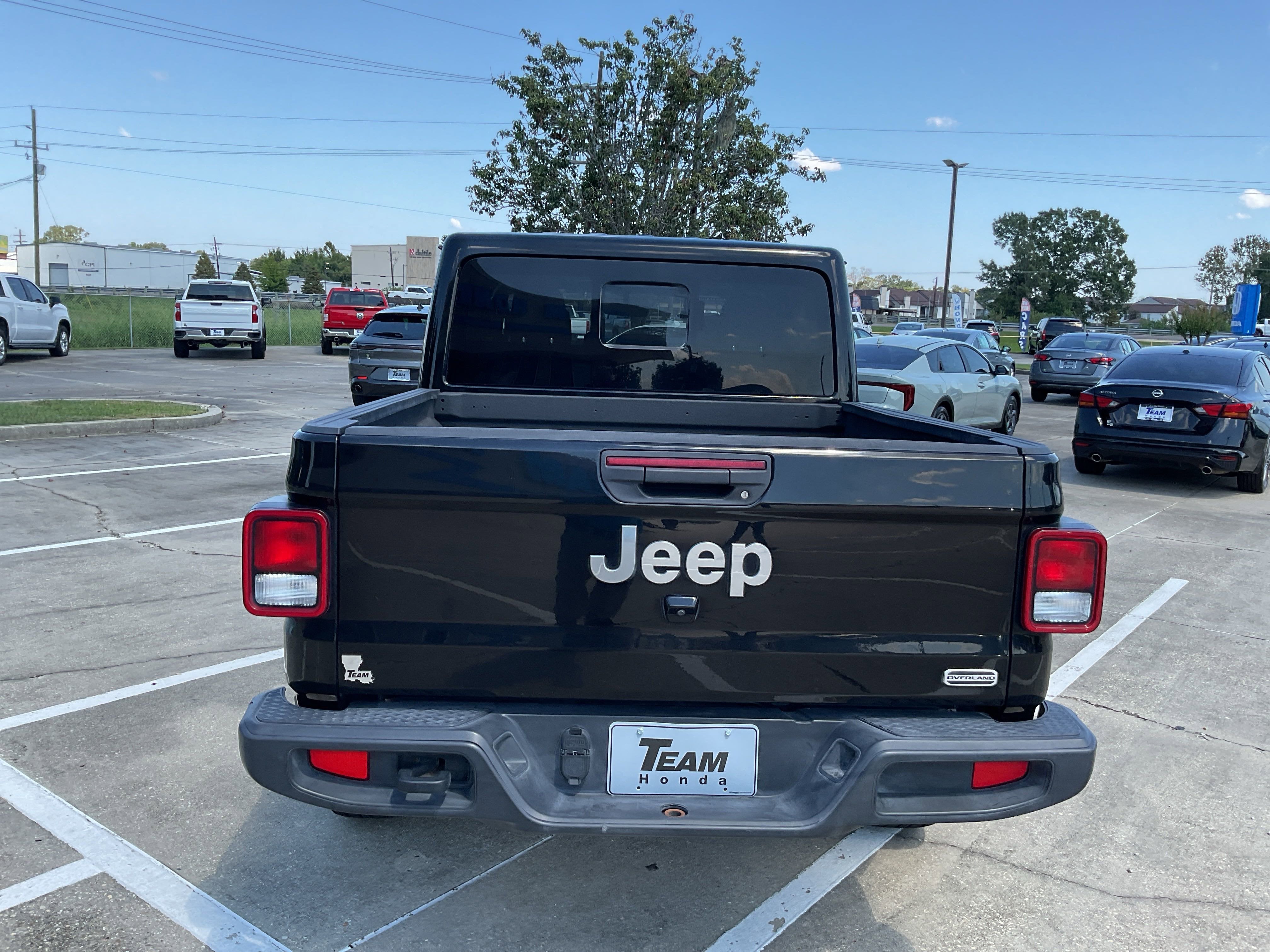 2023 Jeep Gladiator Overland