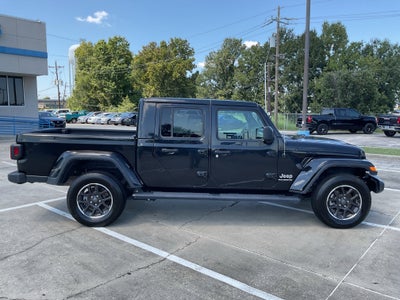 2023 Jeep Gladiator Overland