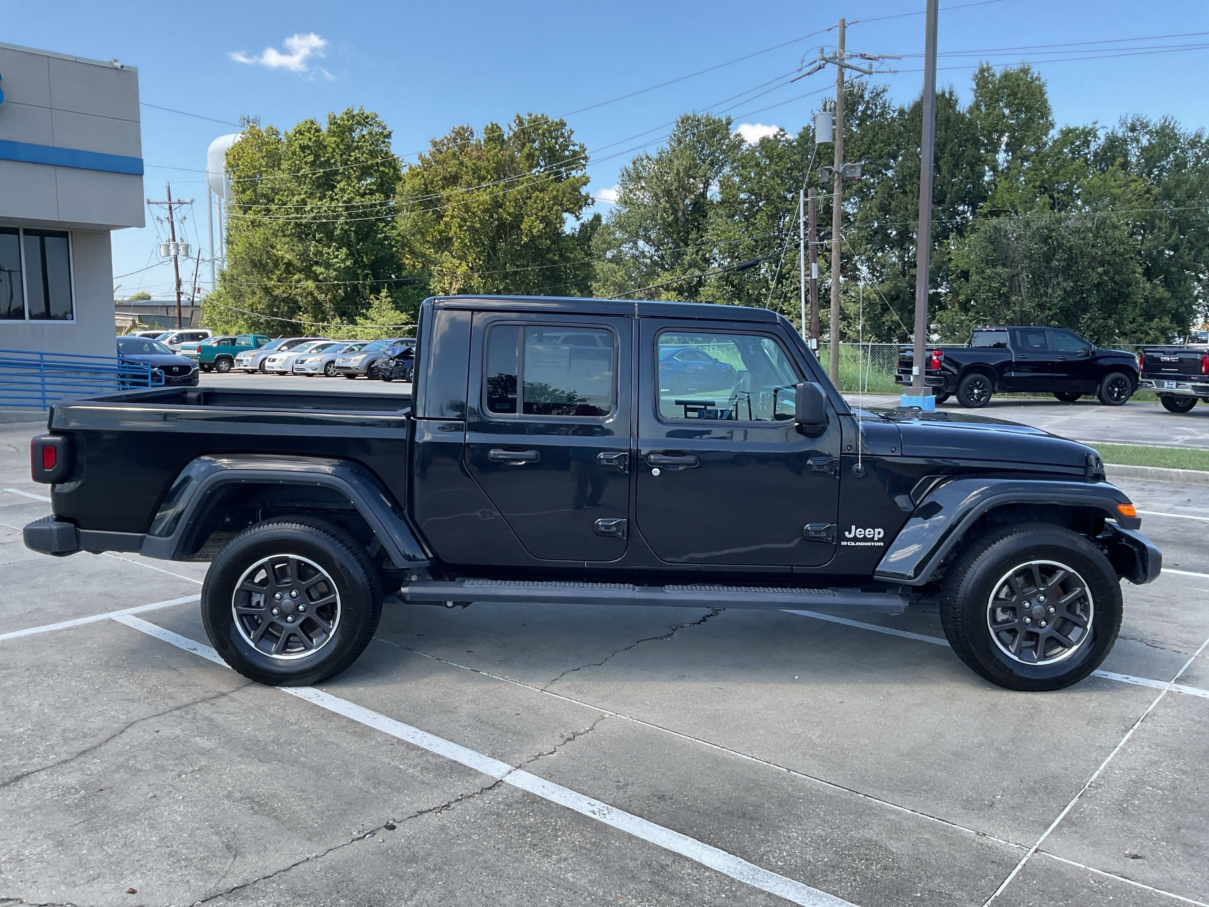 2023 Jeep Gladiator Overland