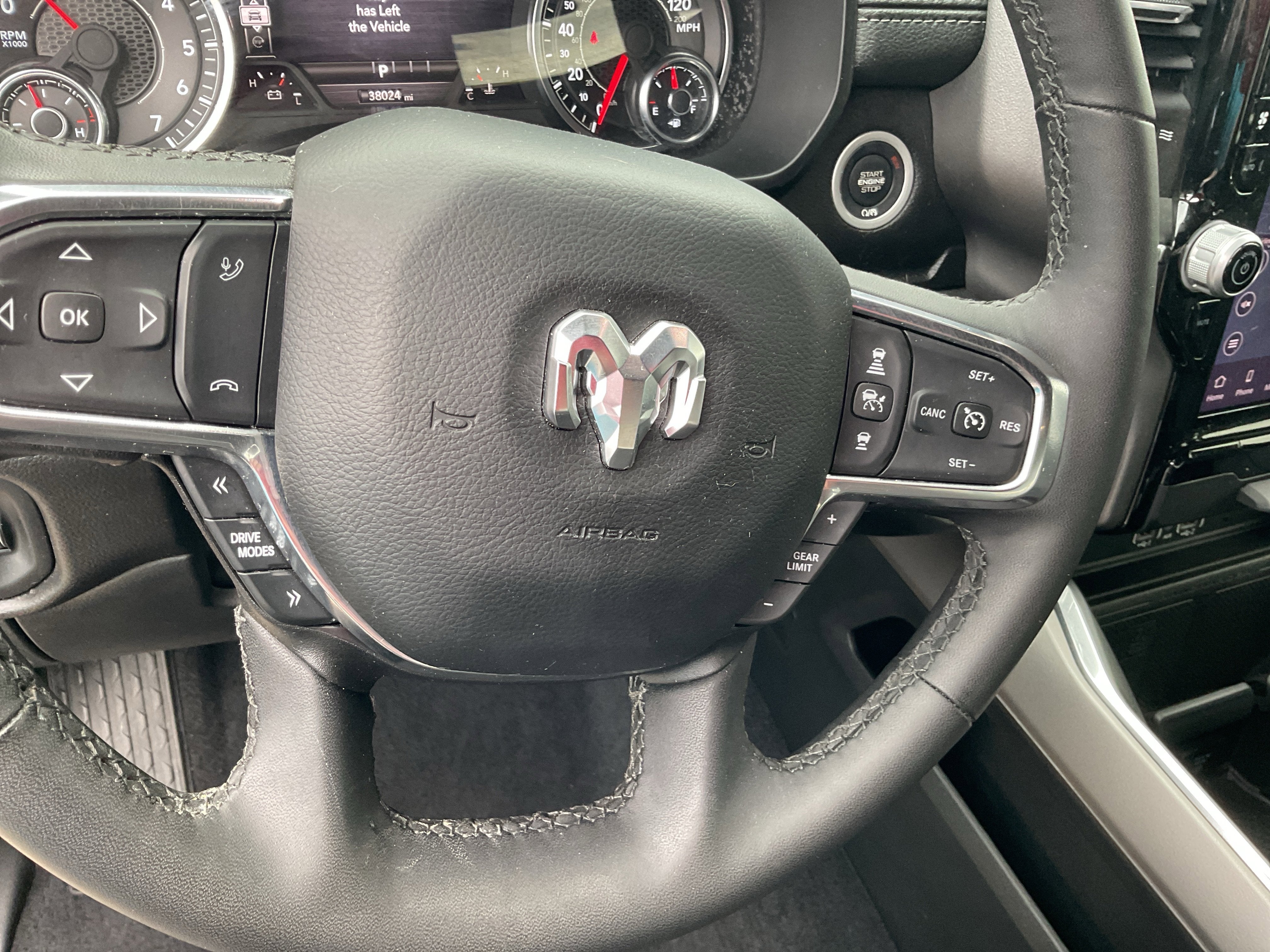 2025 RAM 1500 Laramie