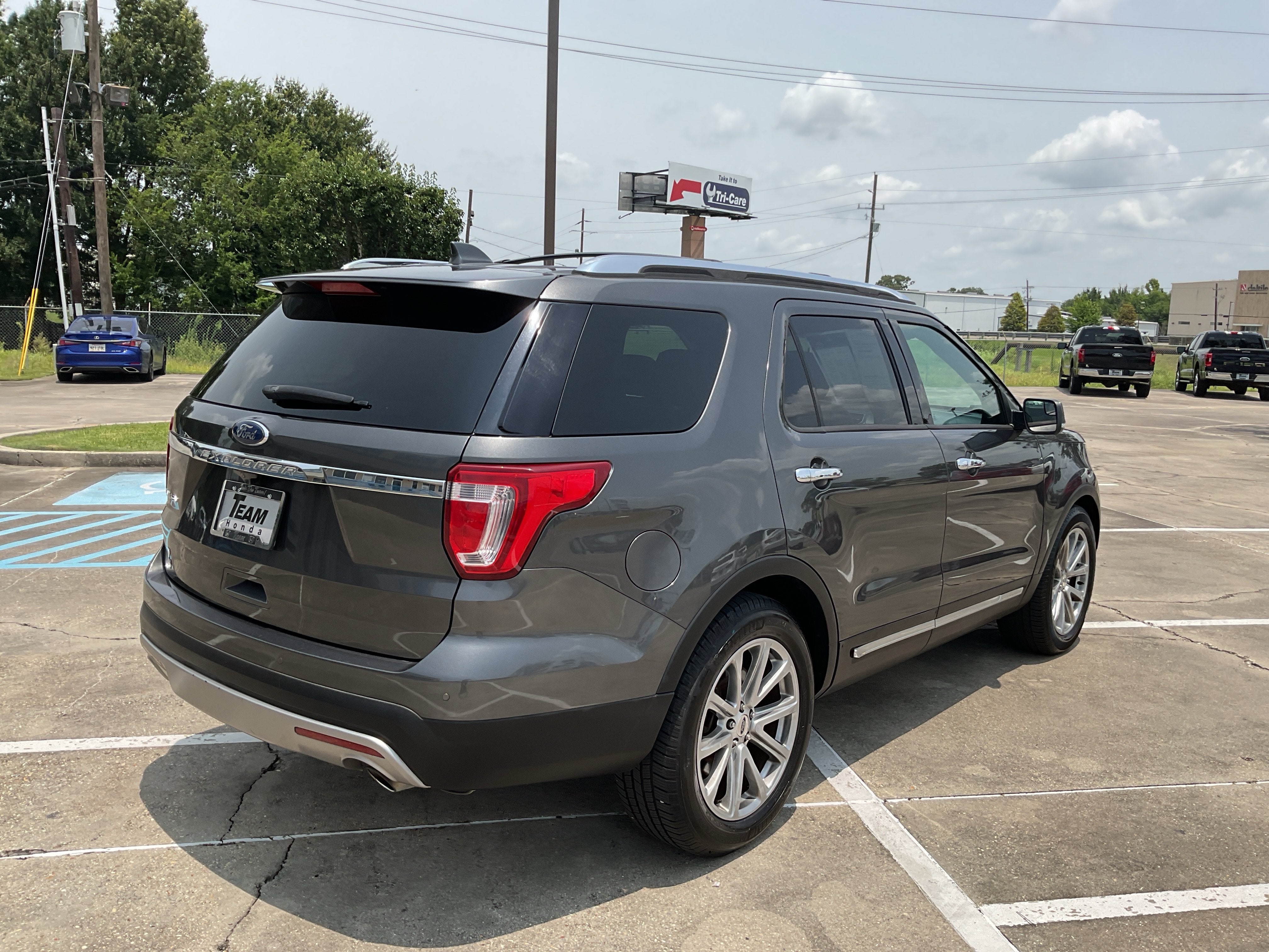 2017 Ford Explorer Limited