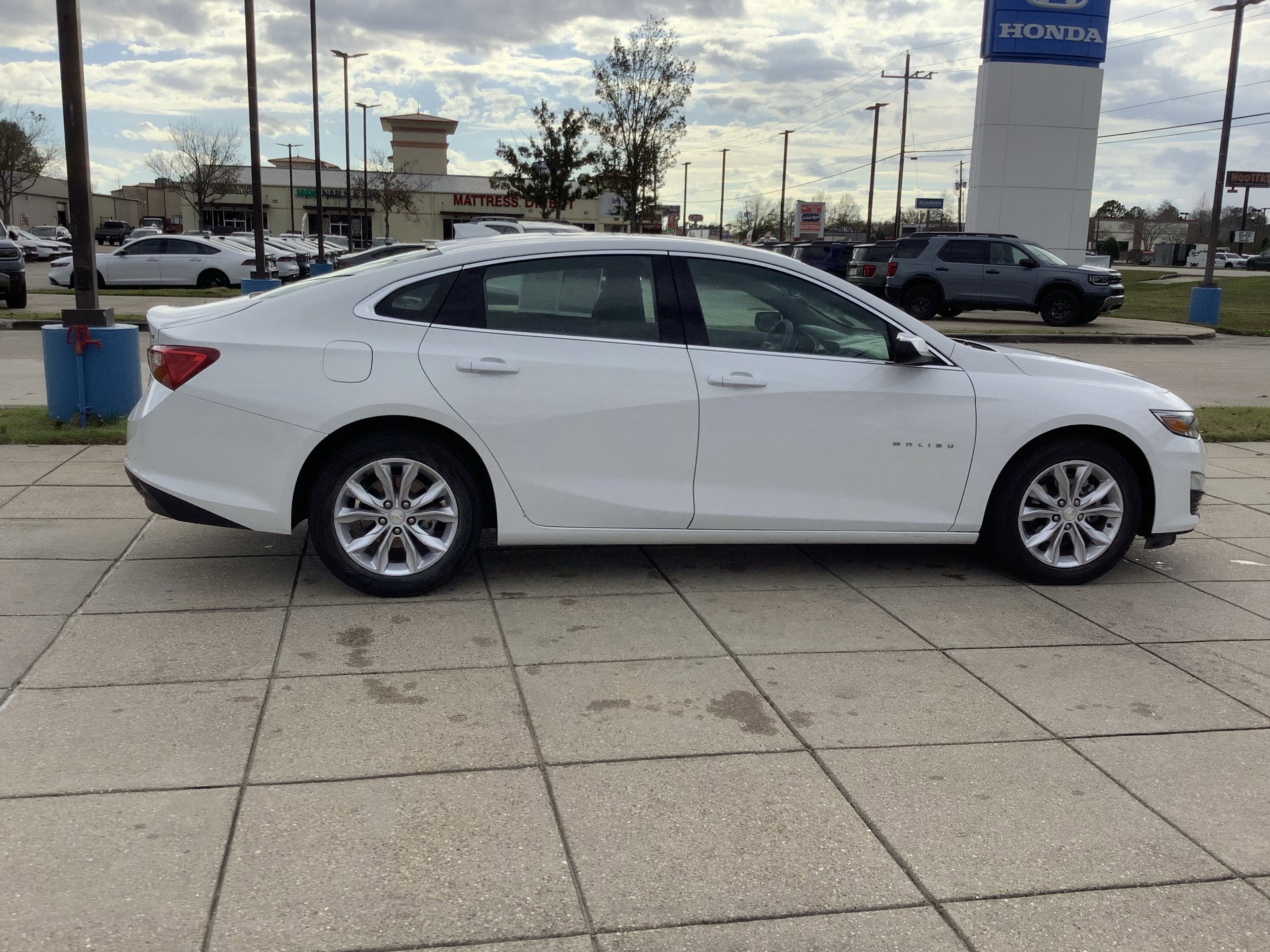 2023 Chevrolet Malibu LT