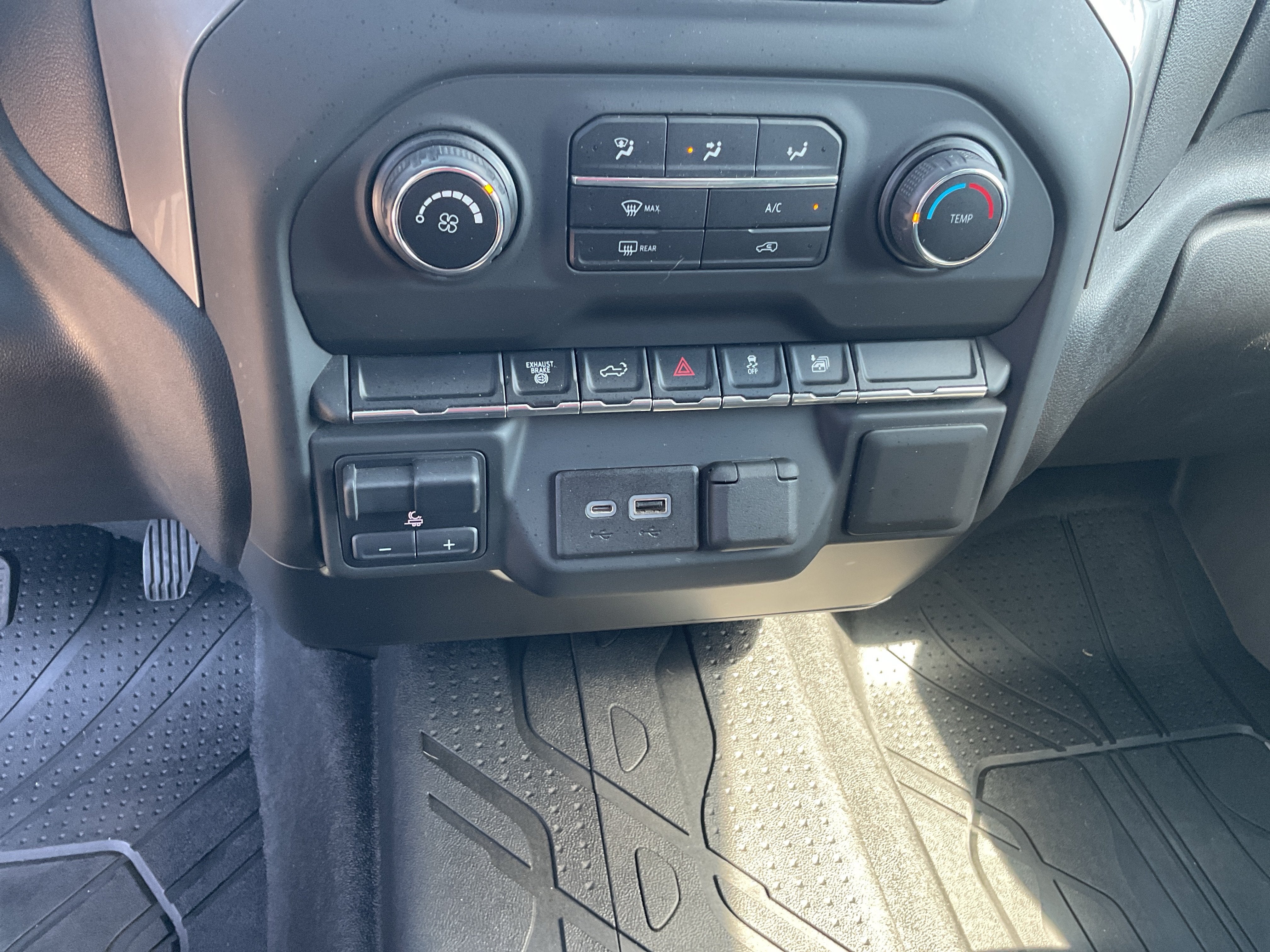 2021 Chevrolet Silverado 2500HD Custom