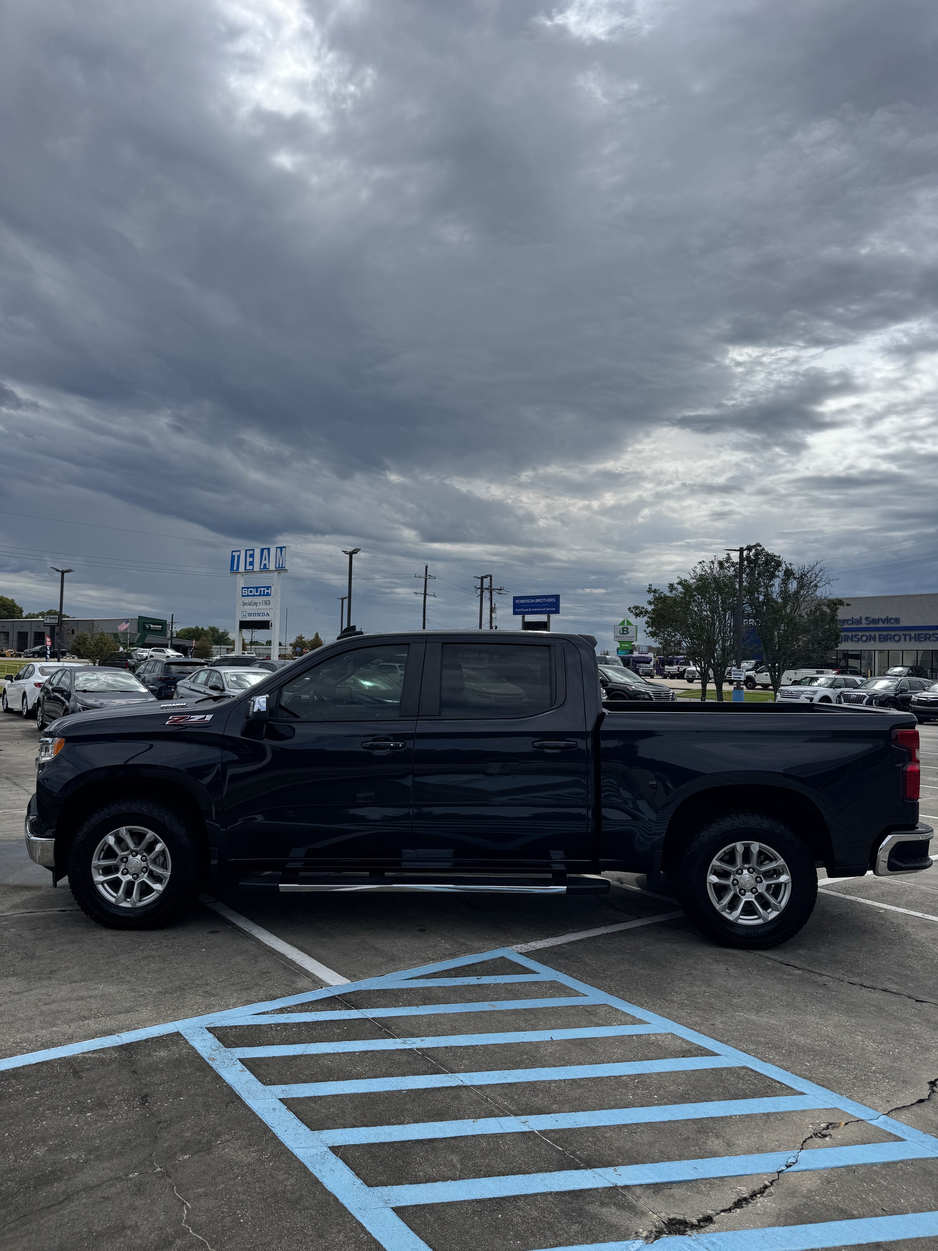 2024 Chevrolet Silverado 1500 LT