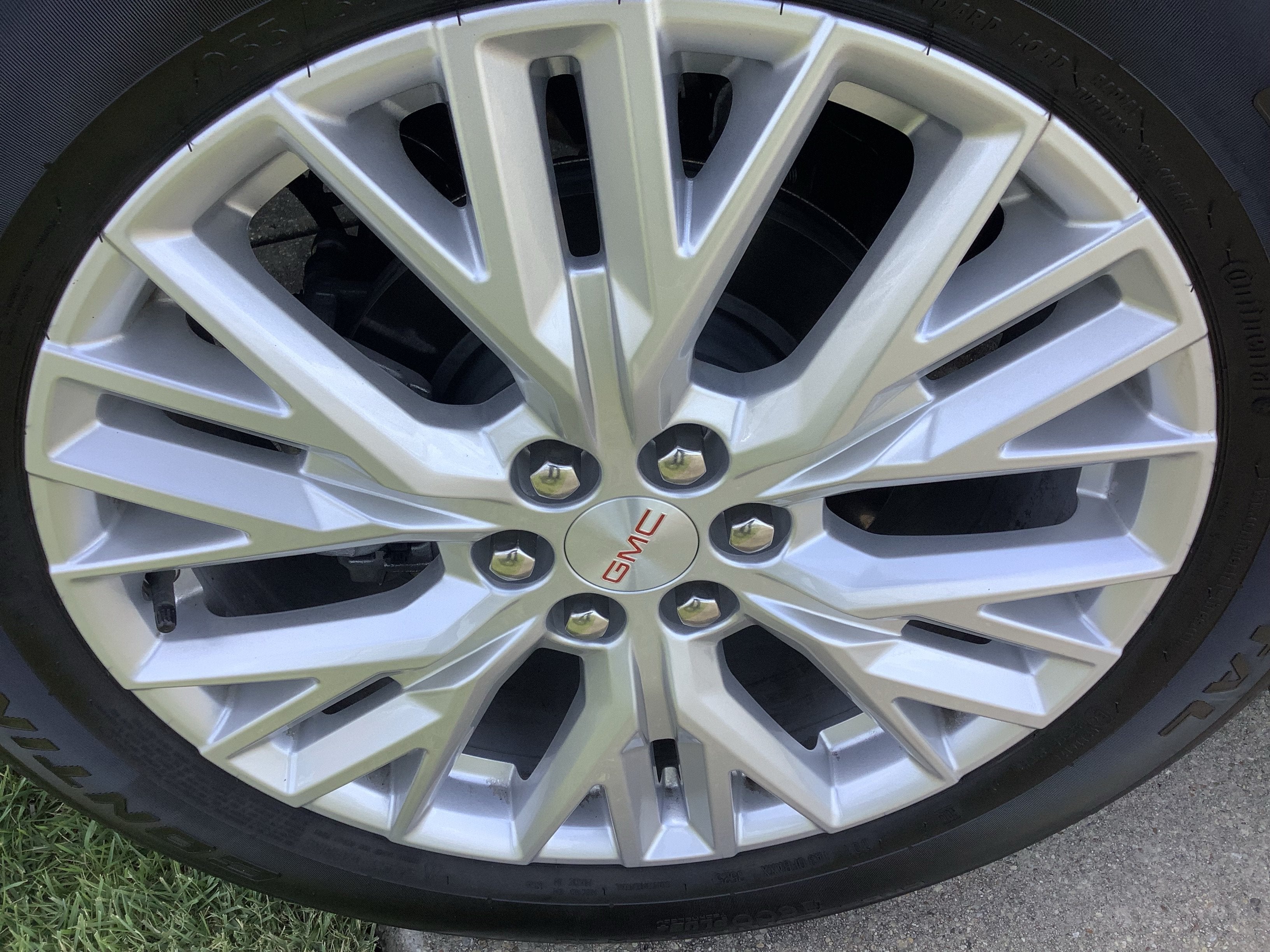 2026 GMC Acadia FWD Elevation