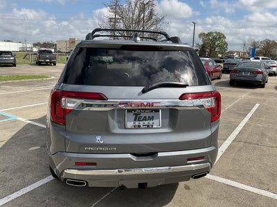 2022 GMC Acadia Denali