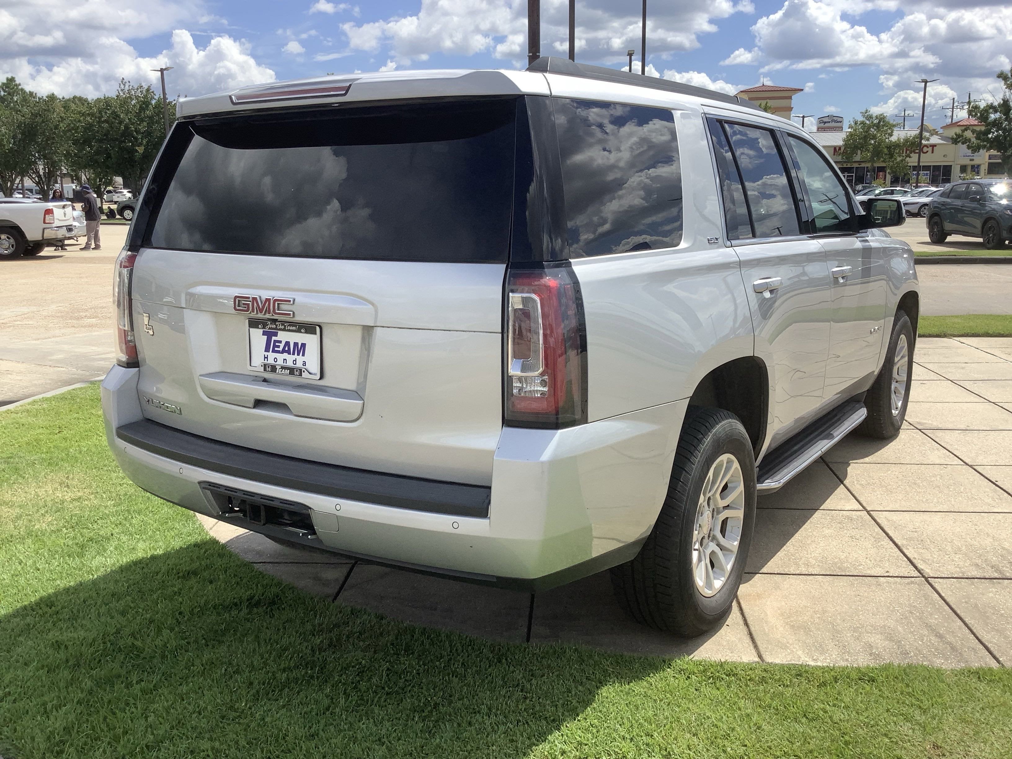2019 GMC Yukon SLT