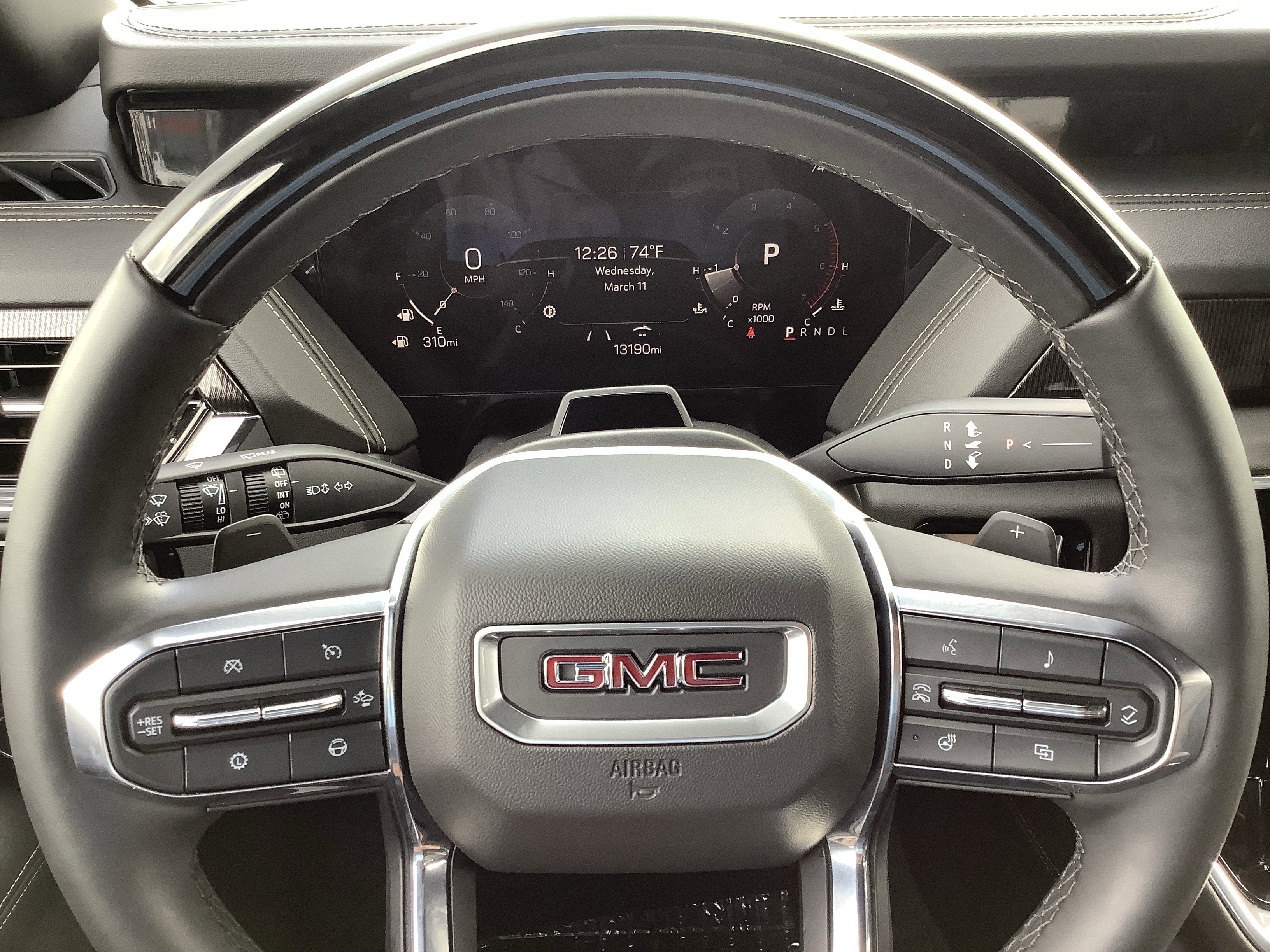 2025 GMC Yukon XL Elevation