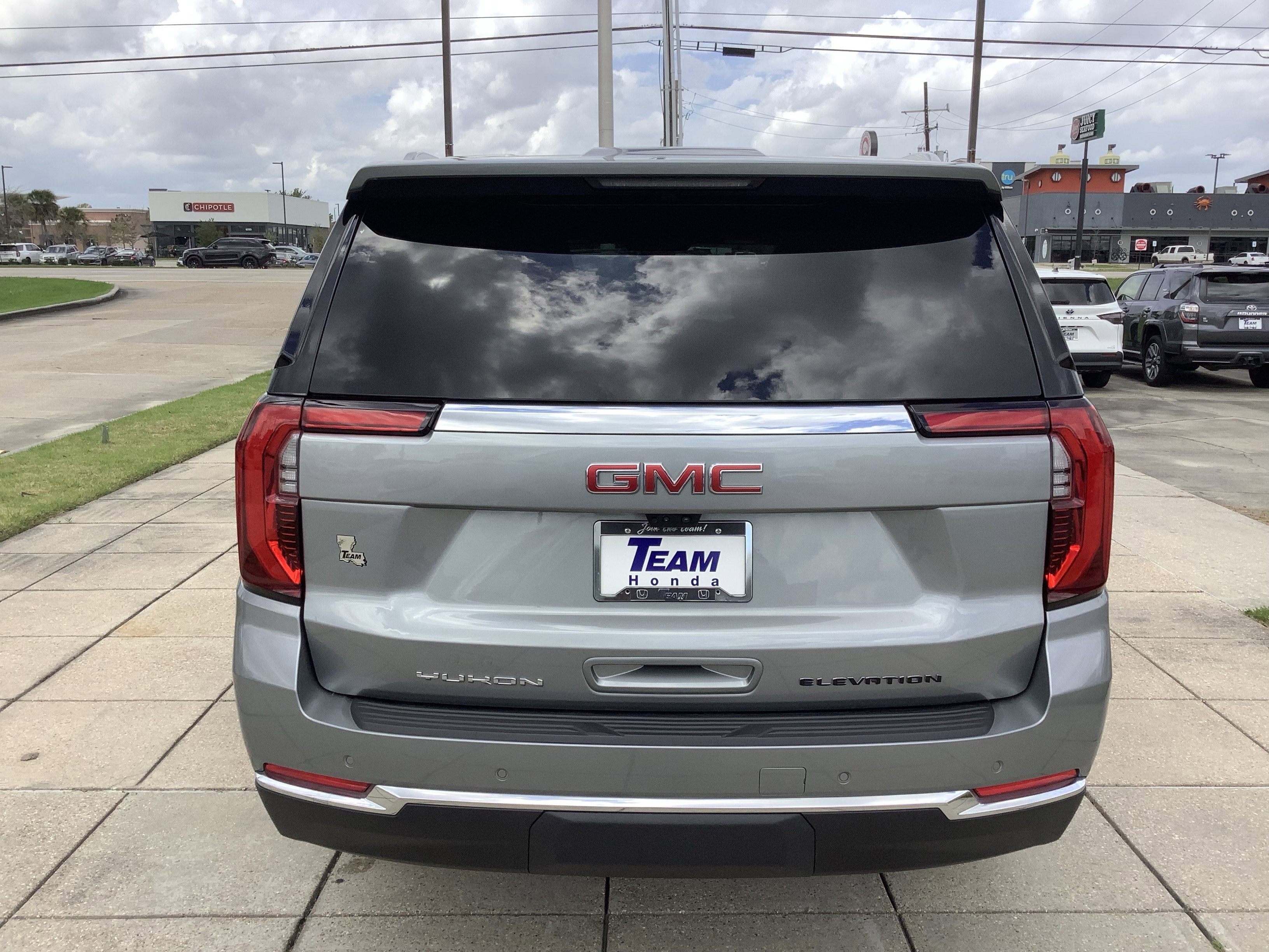 2025 GMC Yukon XL Elevation