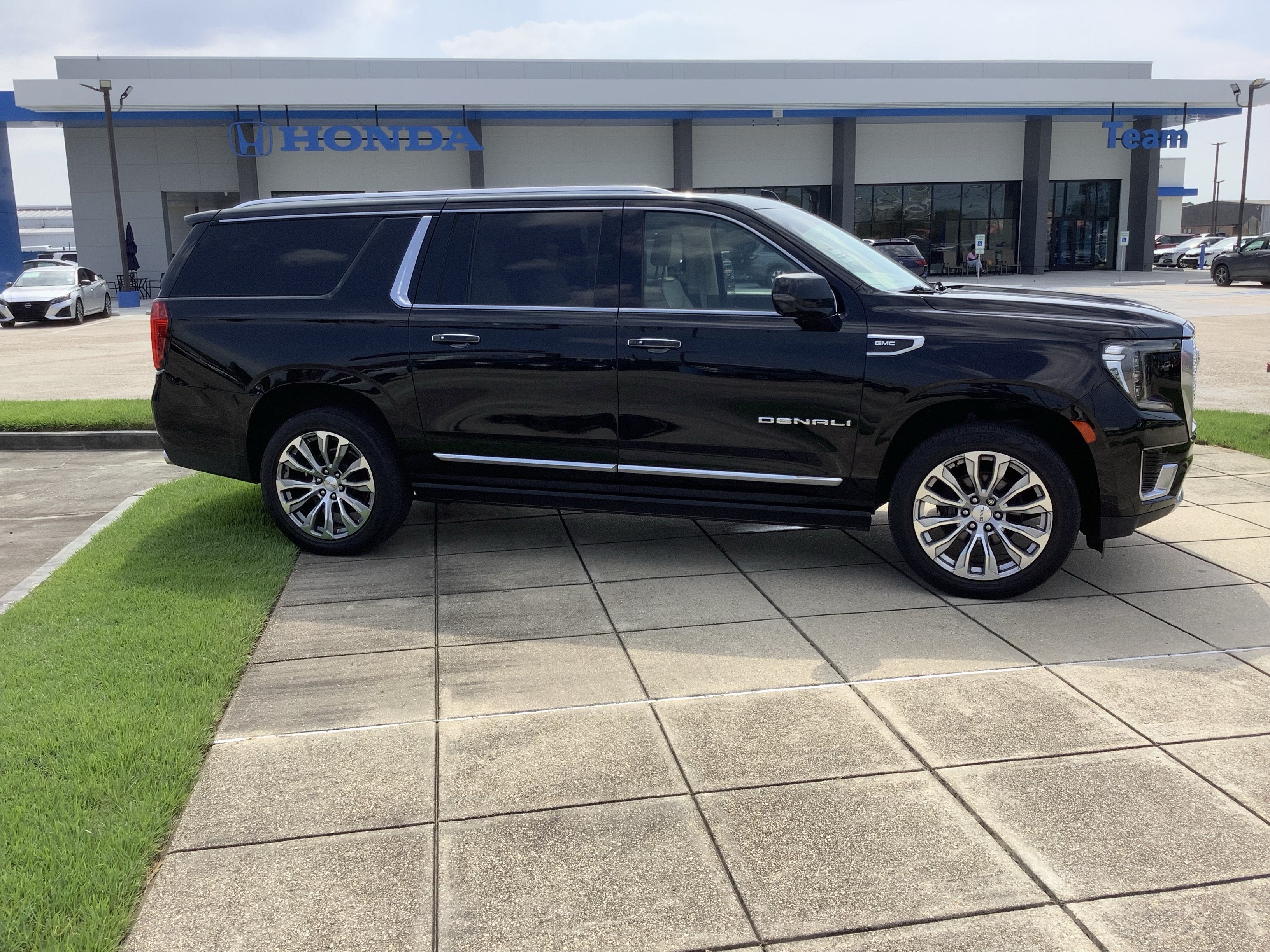 2021 GMC Yukon XL Denali