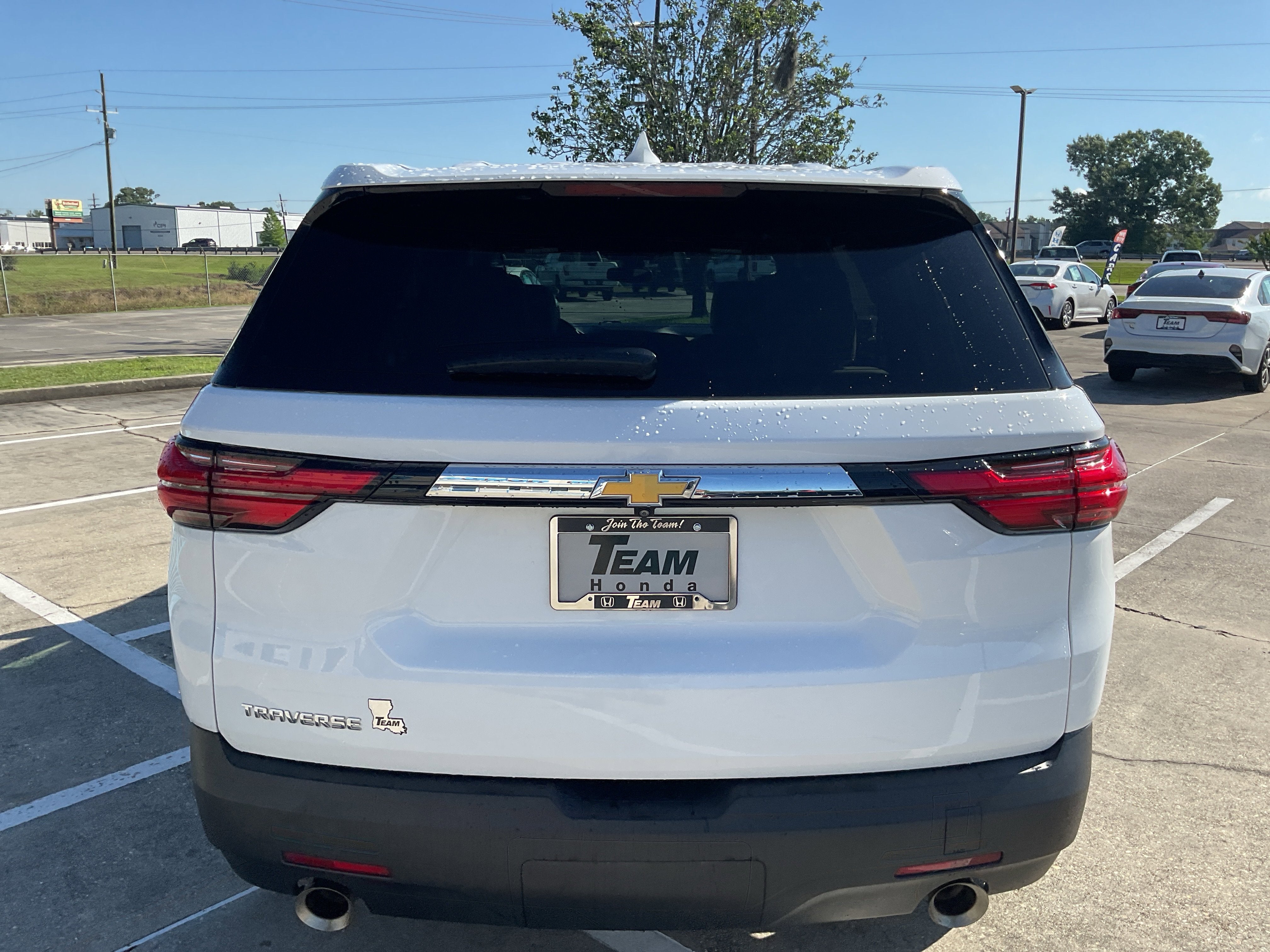2023 Chevrolet Traverse LS