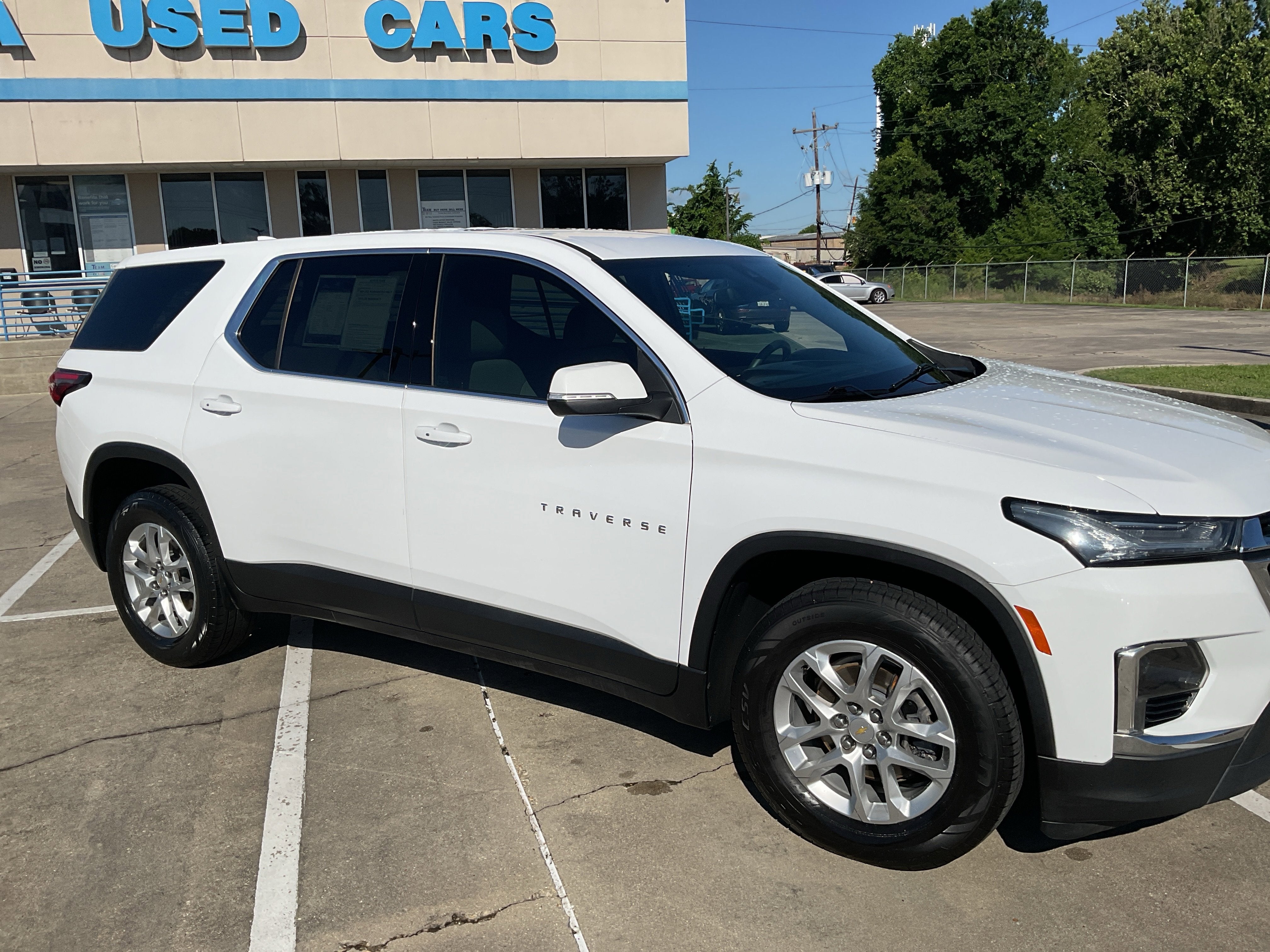 2023 Chevrolet Traverse LS