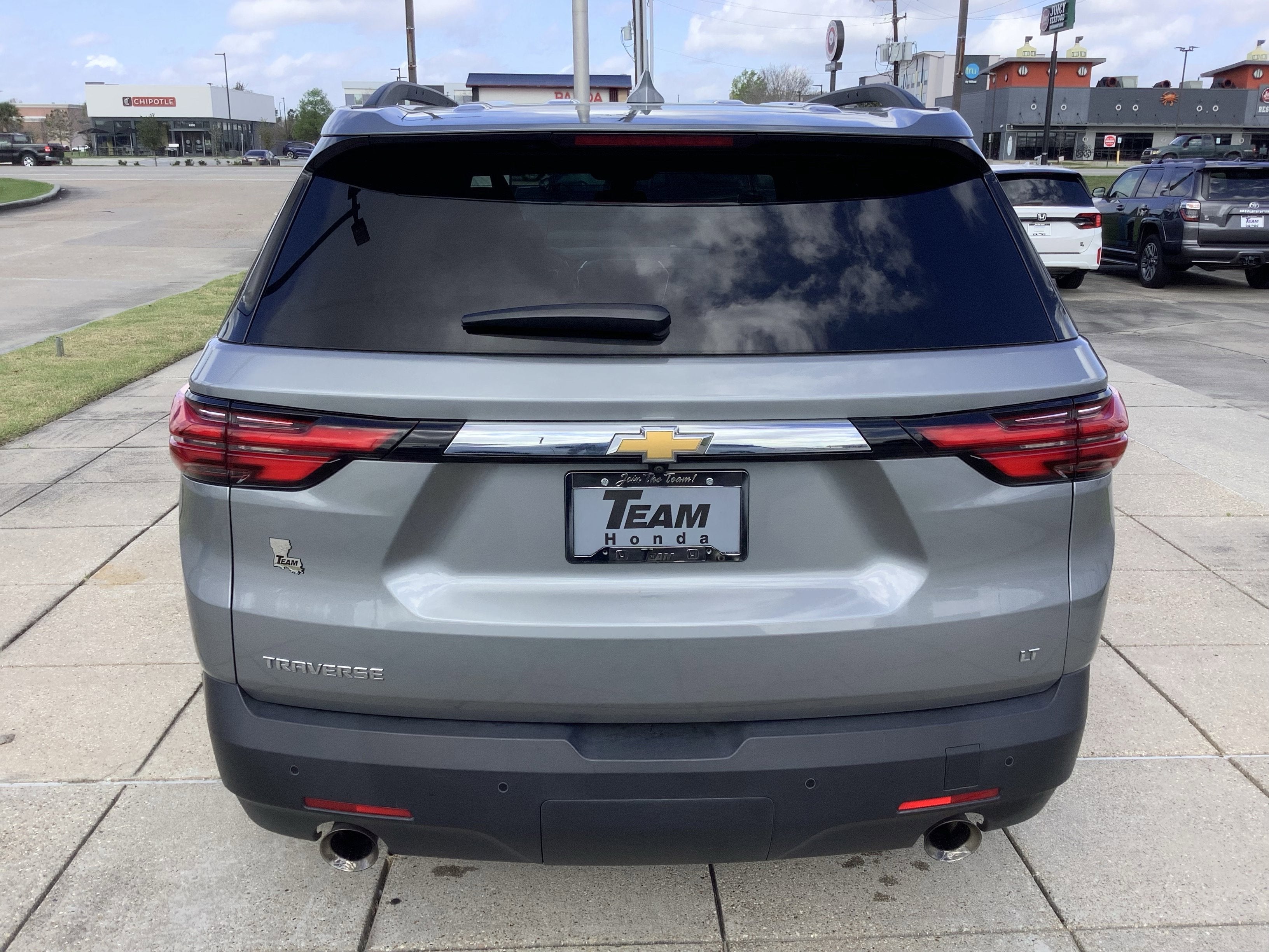 2023 Chevrolet Traverse LT Cloth