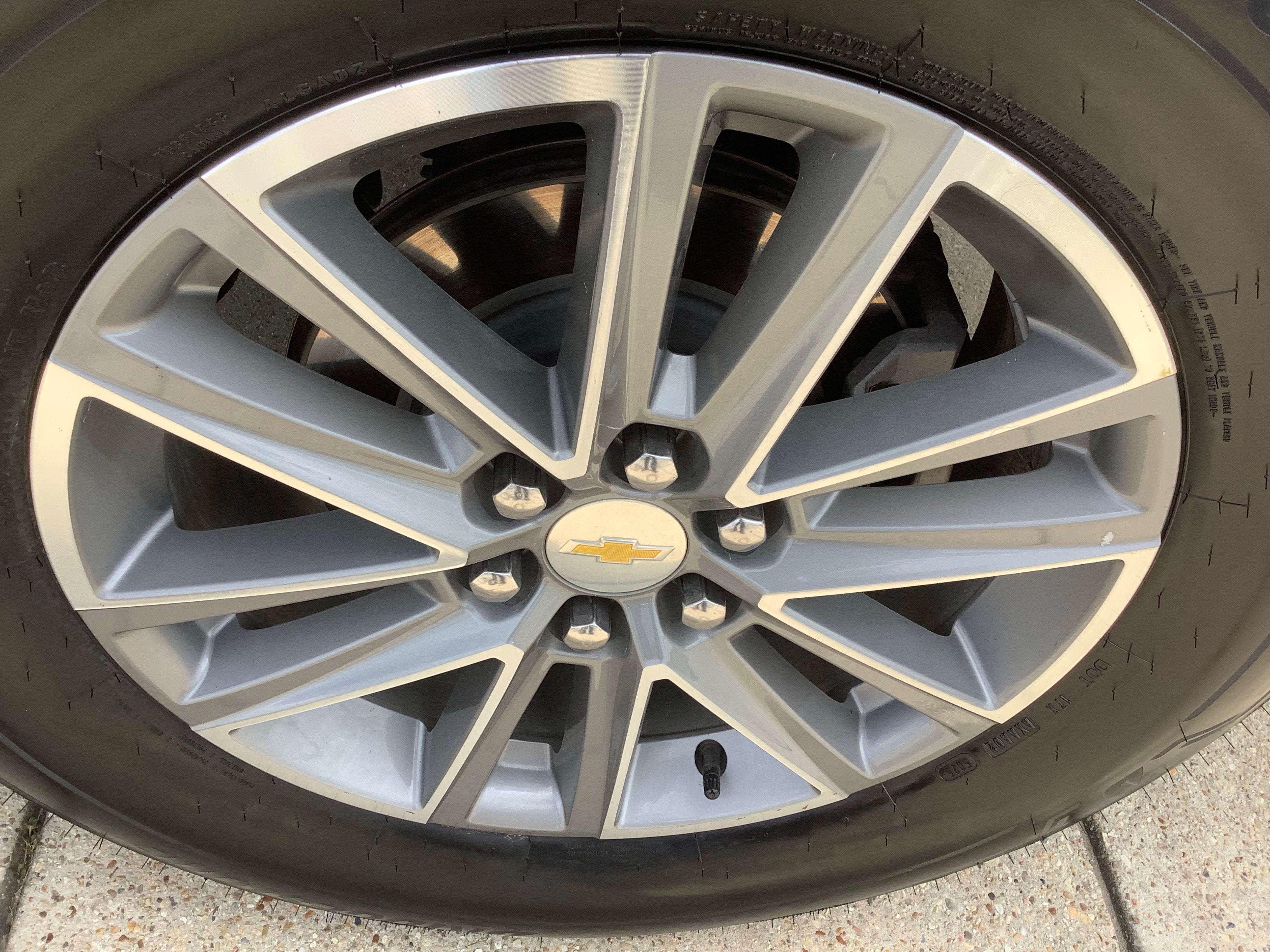 2022 Chevrolet Traverse LT Cloth