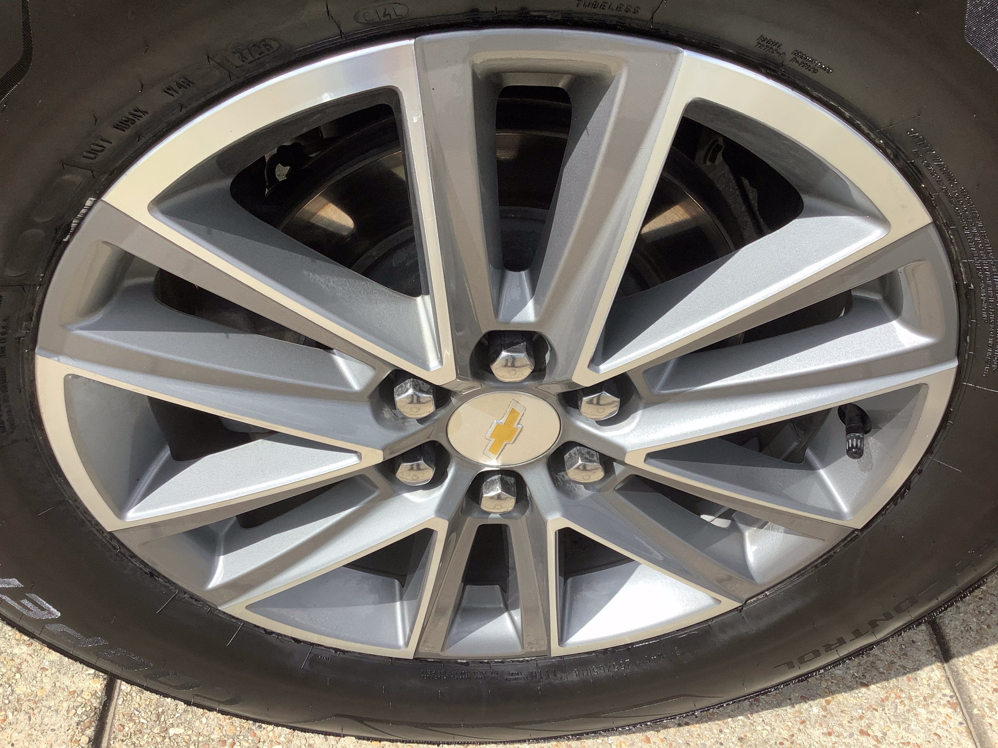 2022 Chevrolet Traverse LT Cloth