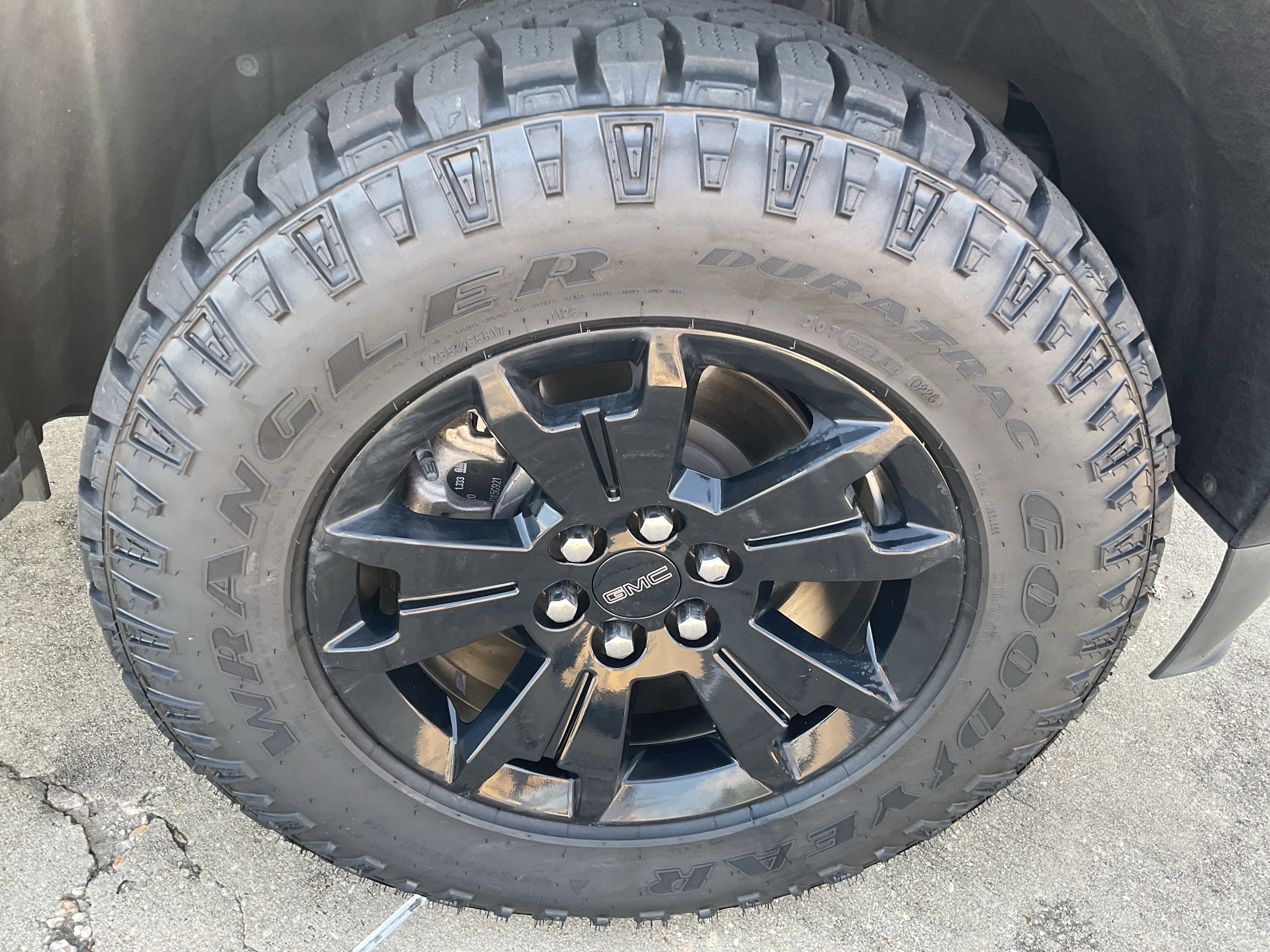 2022 GMC Canyon 4WD AT4 w/Leather