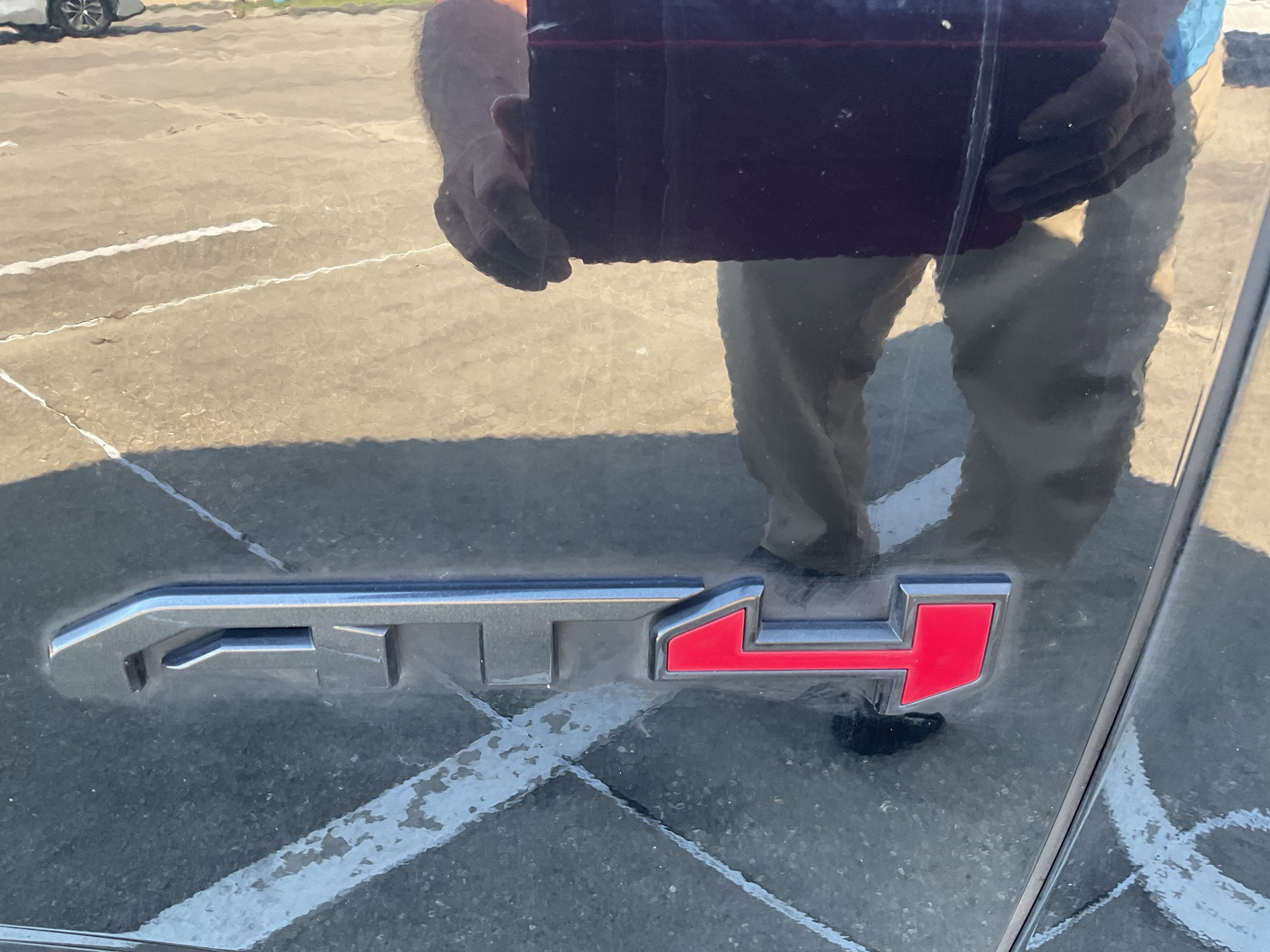 2022 GMC Canyon 4WD AT4 w/Leather