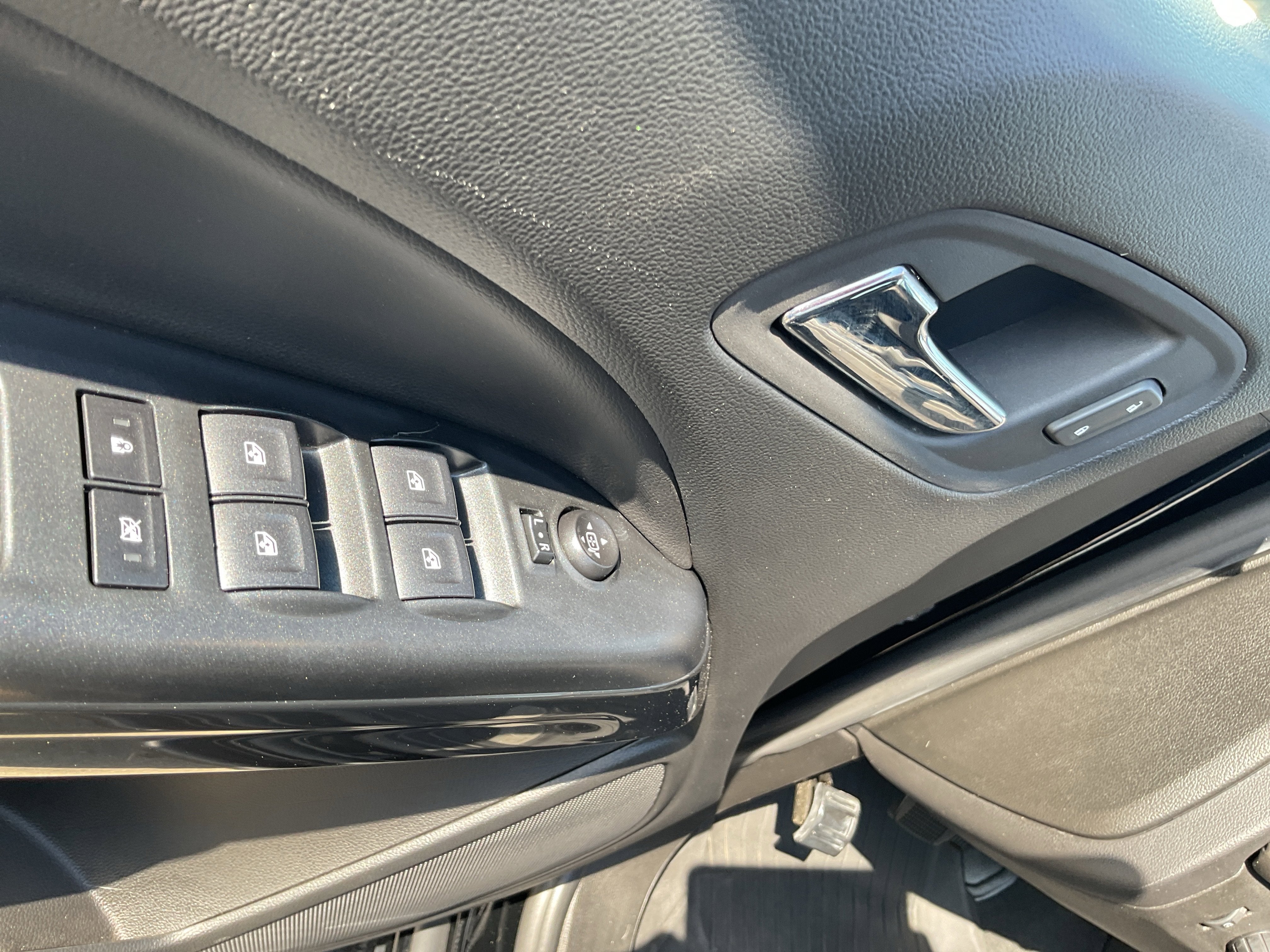 2022 GMC Canyon 4WD AT4 w/Leather