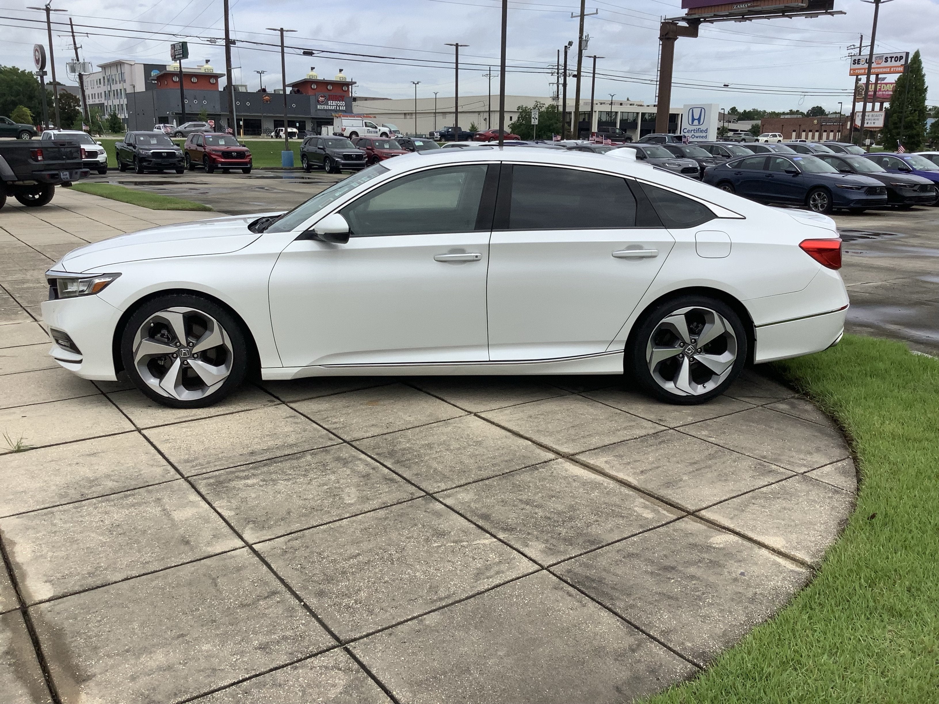 2020 Honda Accord Sedan Touring