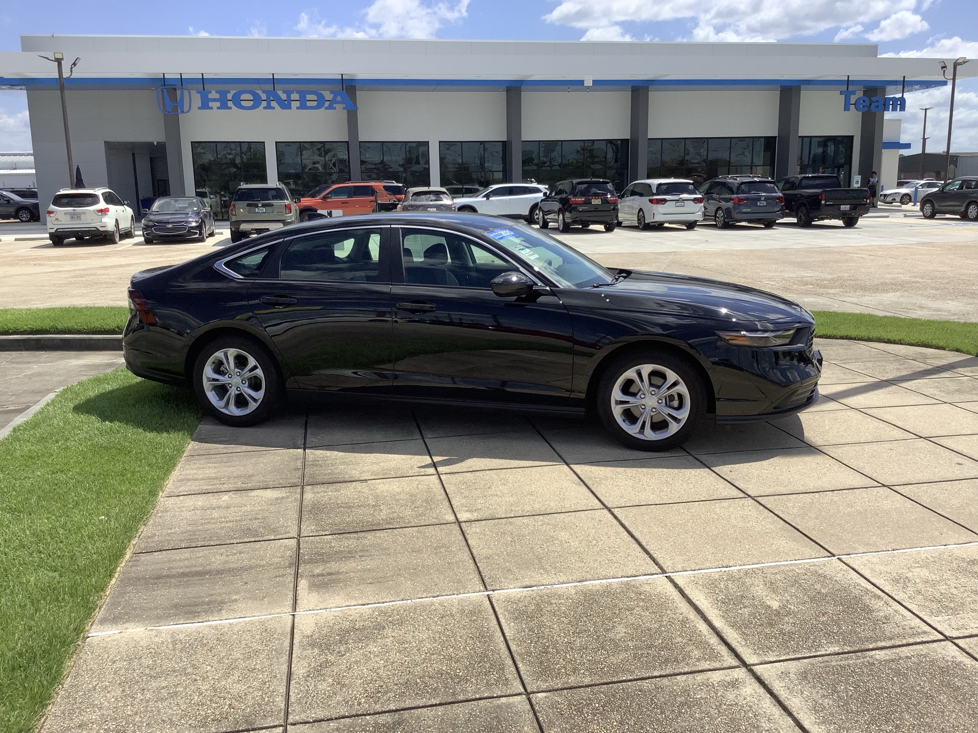 2025 Honda Accord Sedan LX