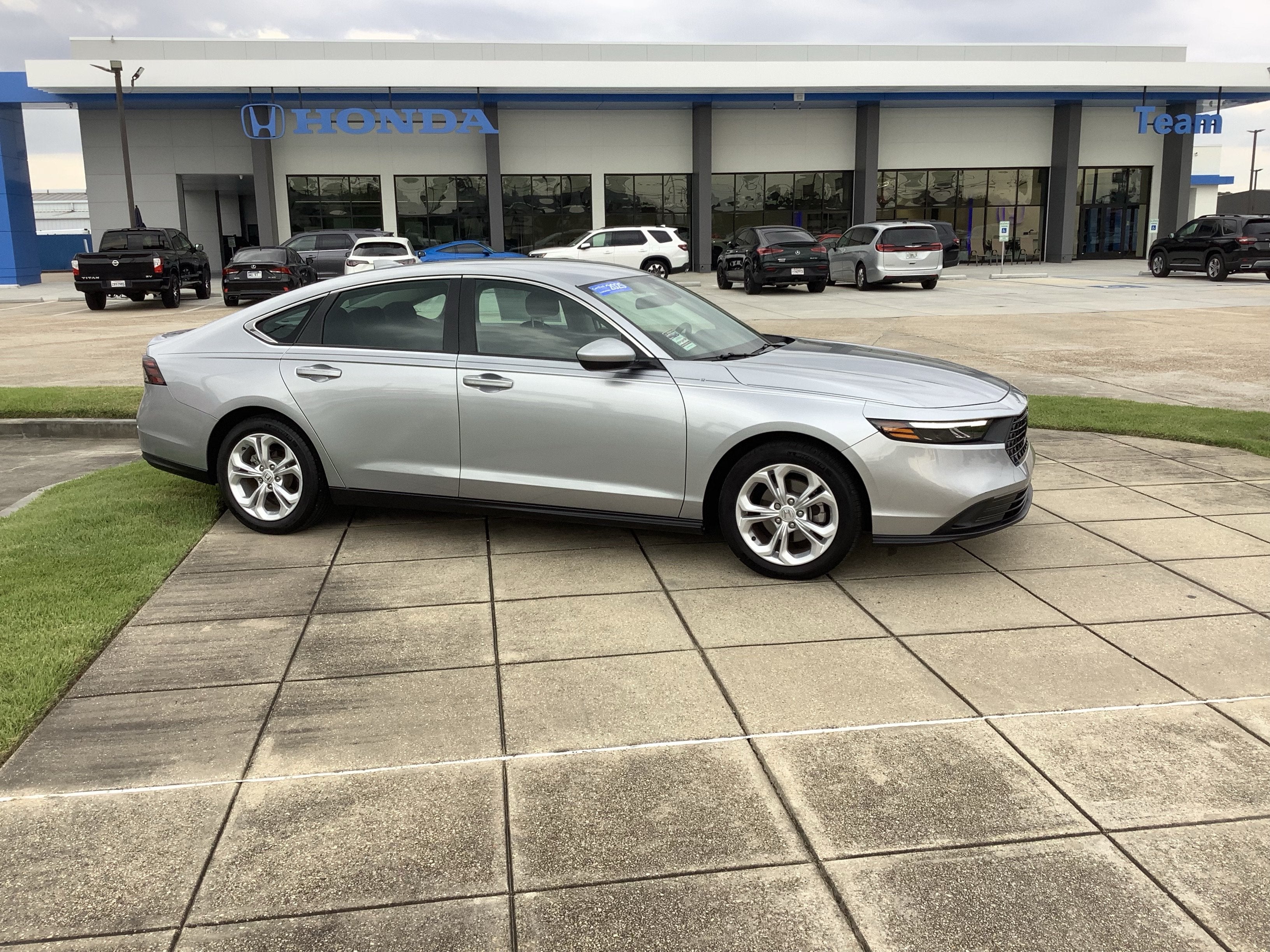 2025 Honda Accord Sedan LX