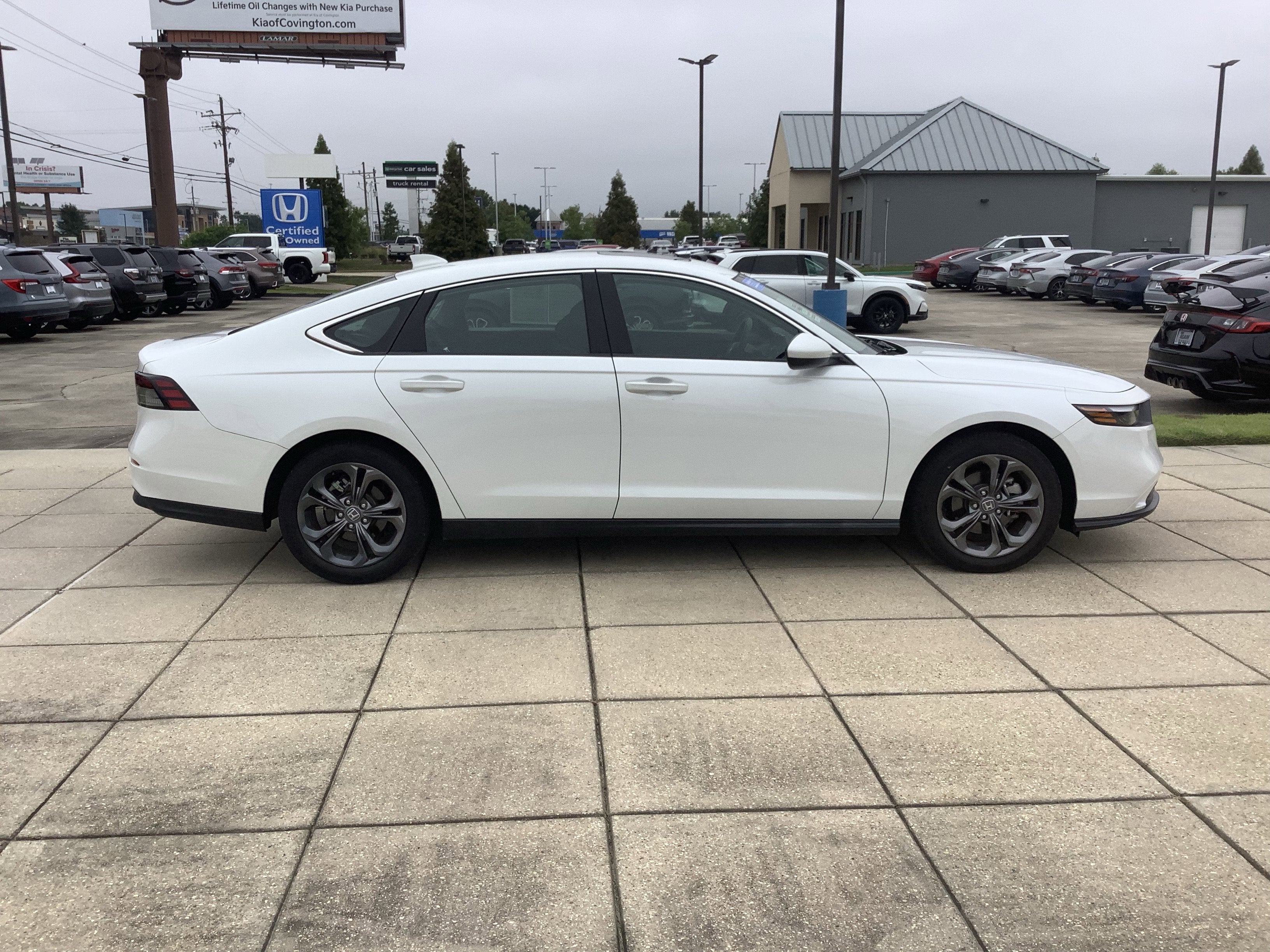 2023 Honda Accord Sedan EX