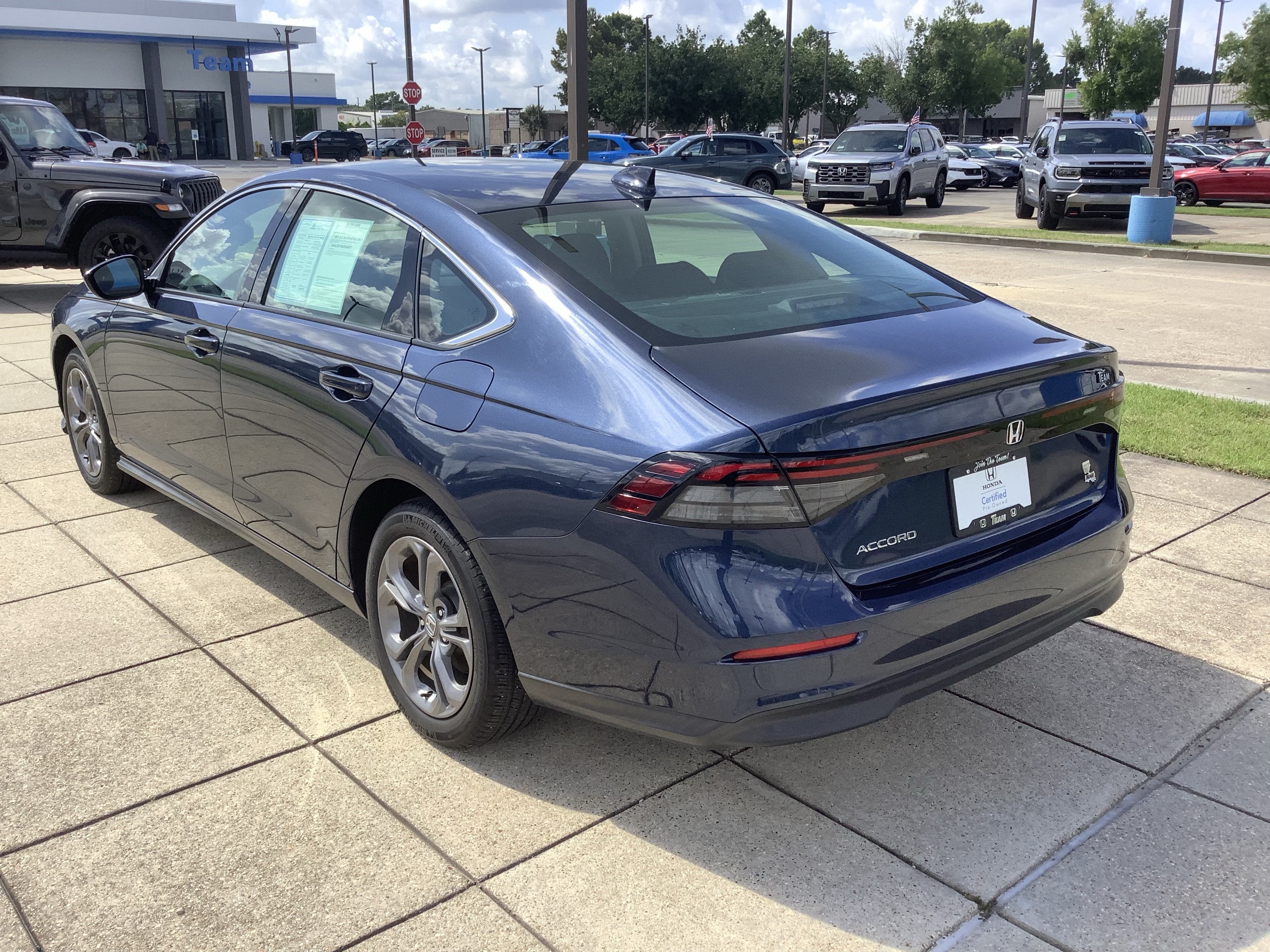 2023 Honda Accord Sedan EX
