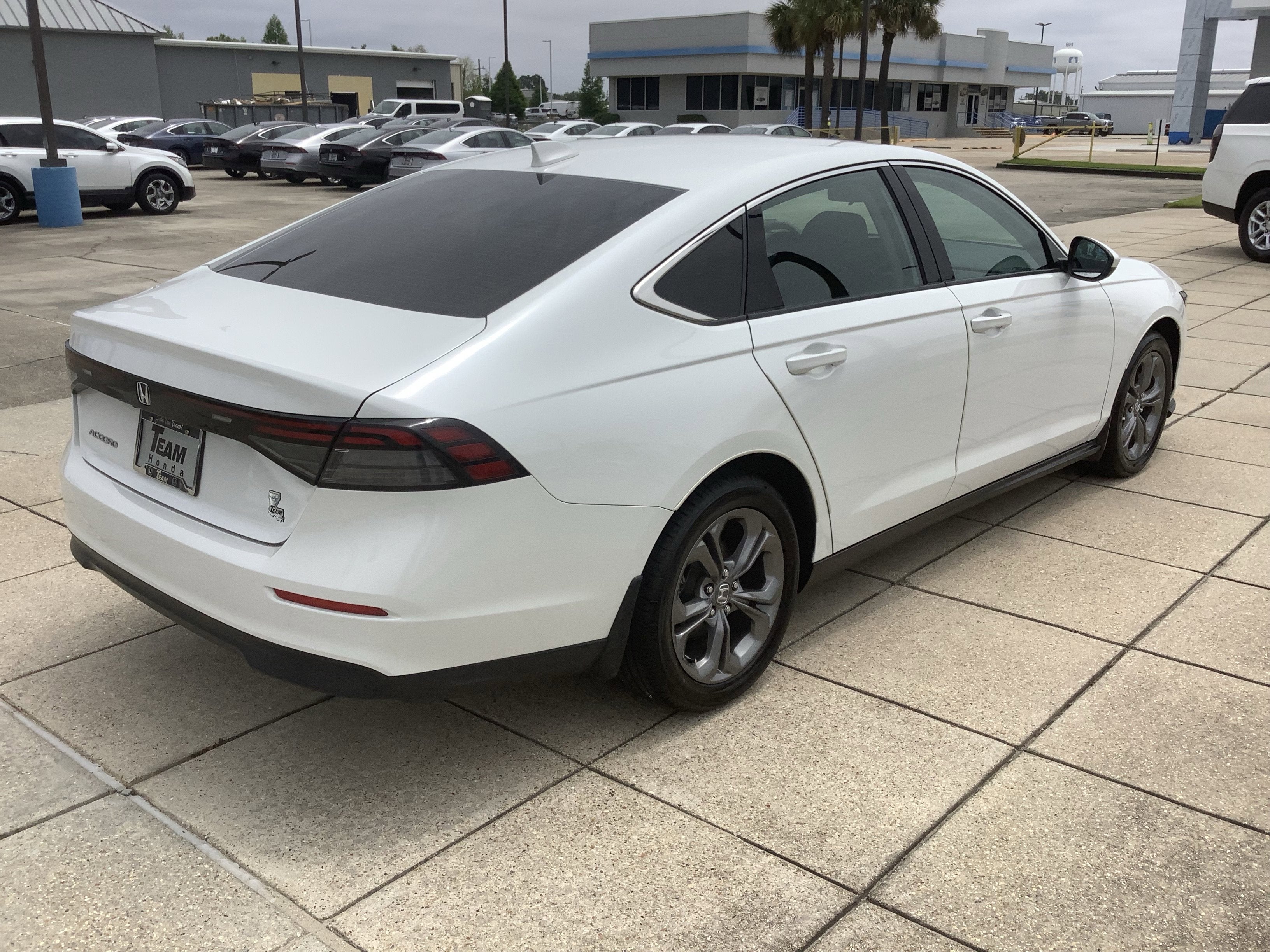 2023 Honda Accord Sedan EX