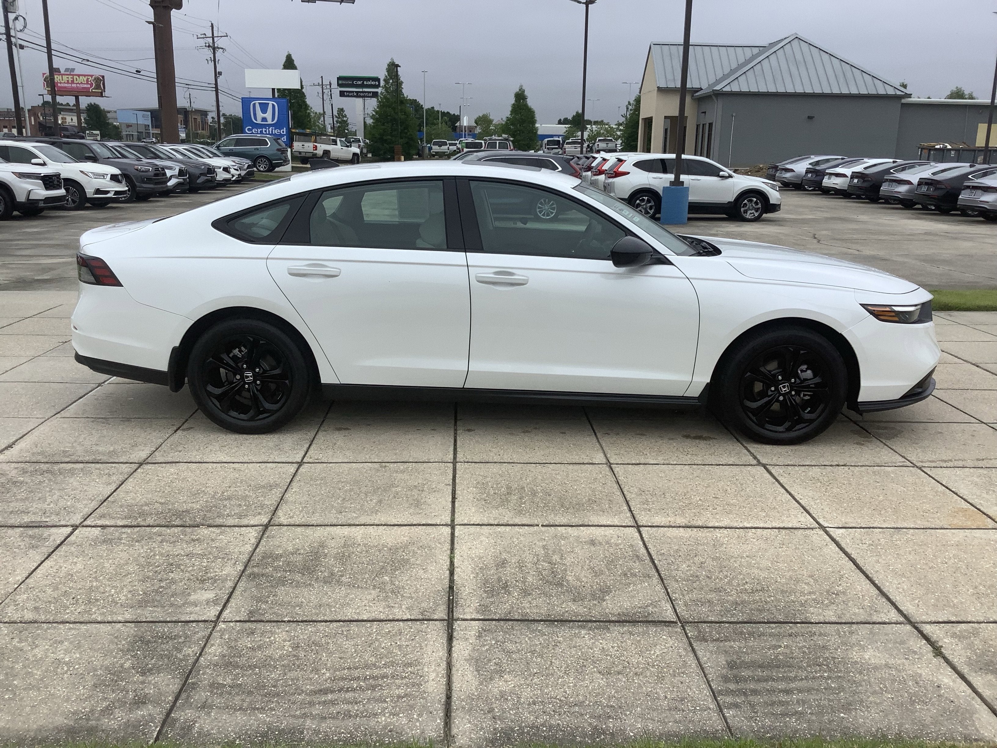 2025 Honda Accord Sedan SE