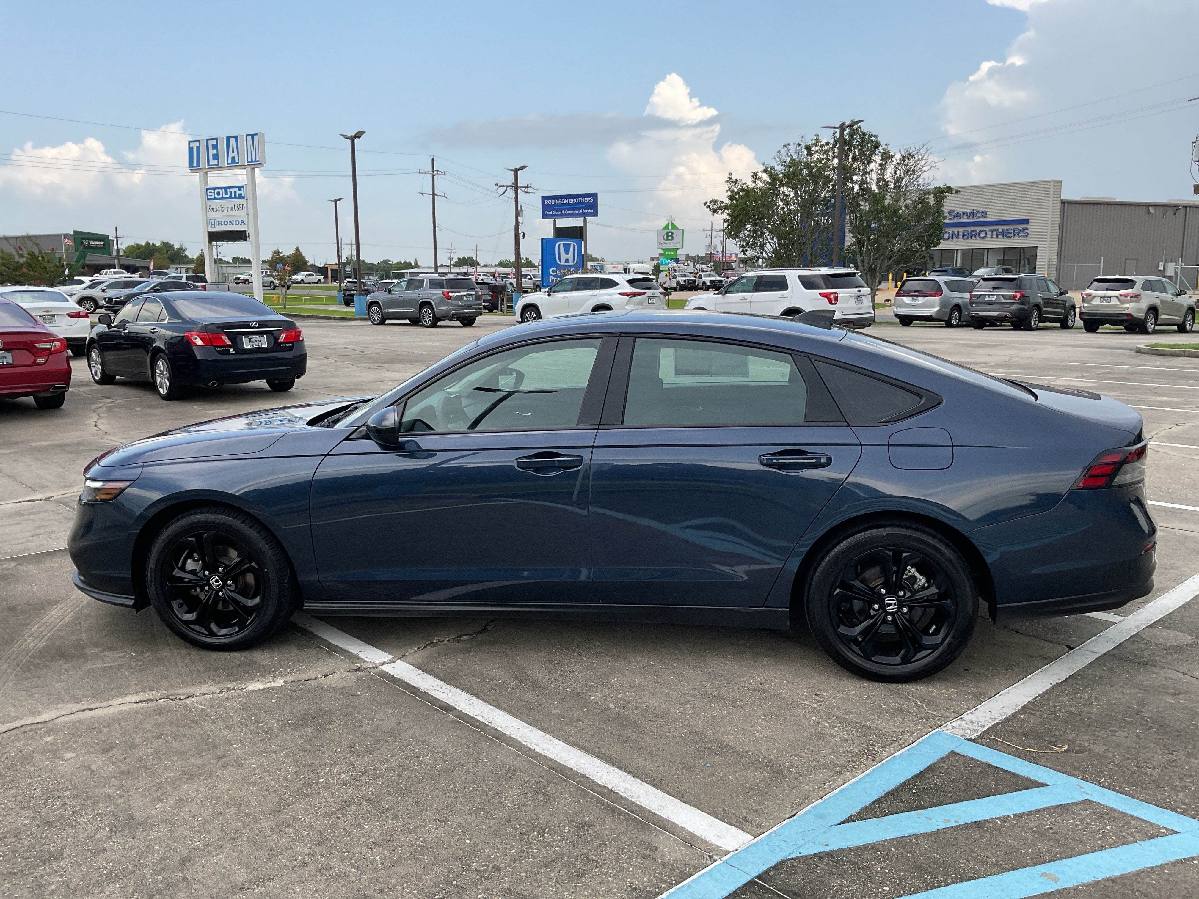 2025 Honda Accord Sedan SE