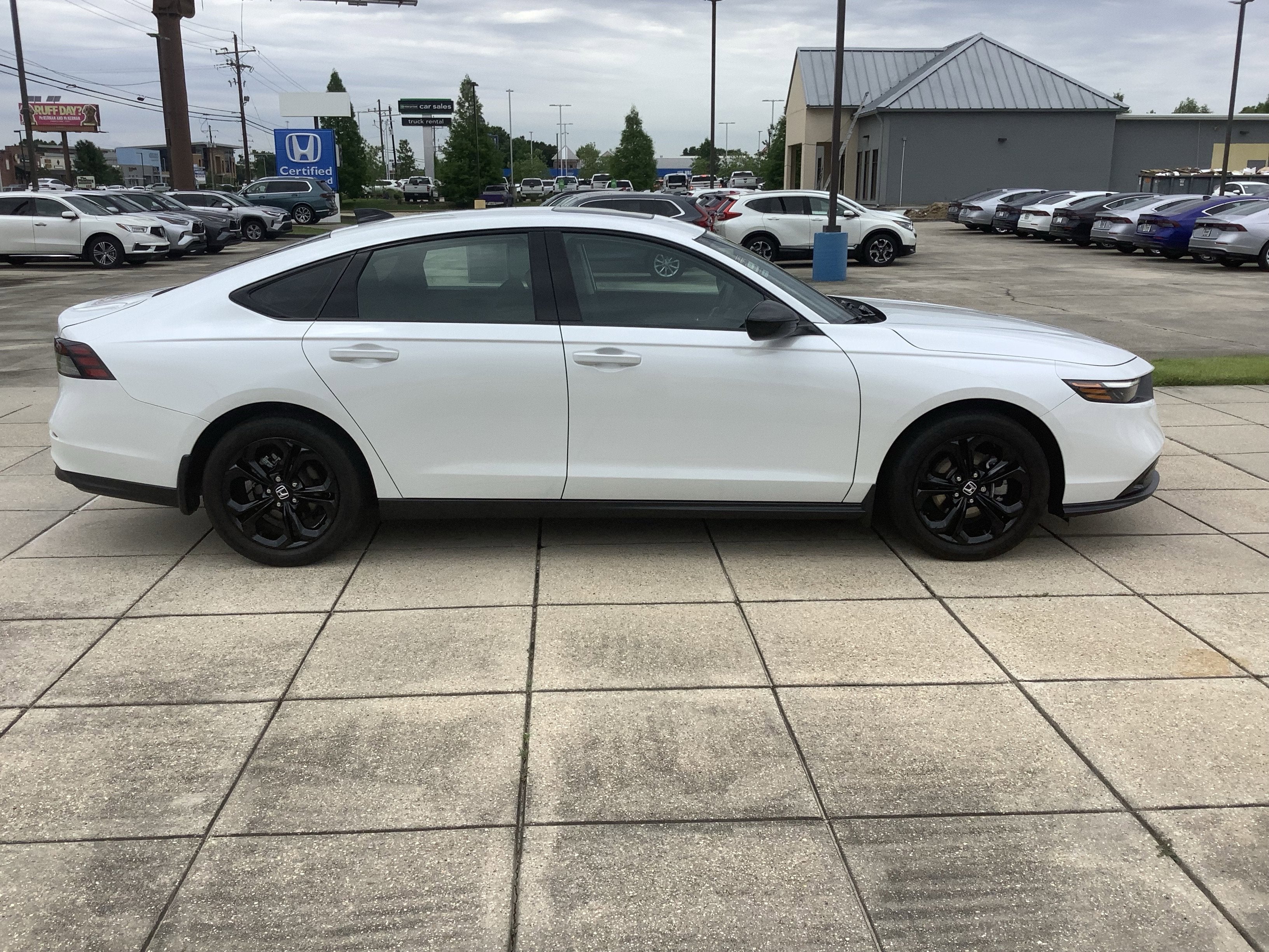 2025 Honda Accord Sedan SE