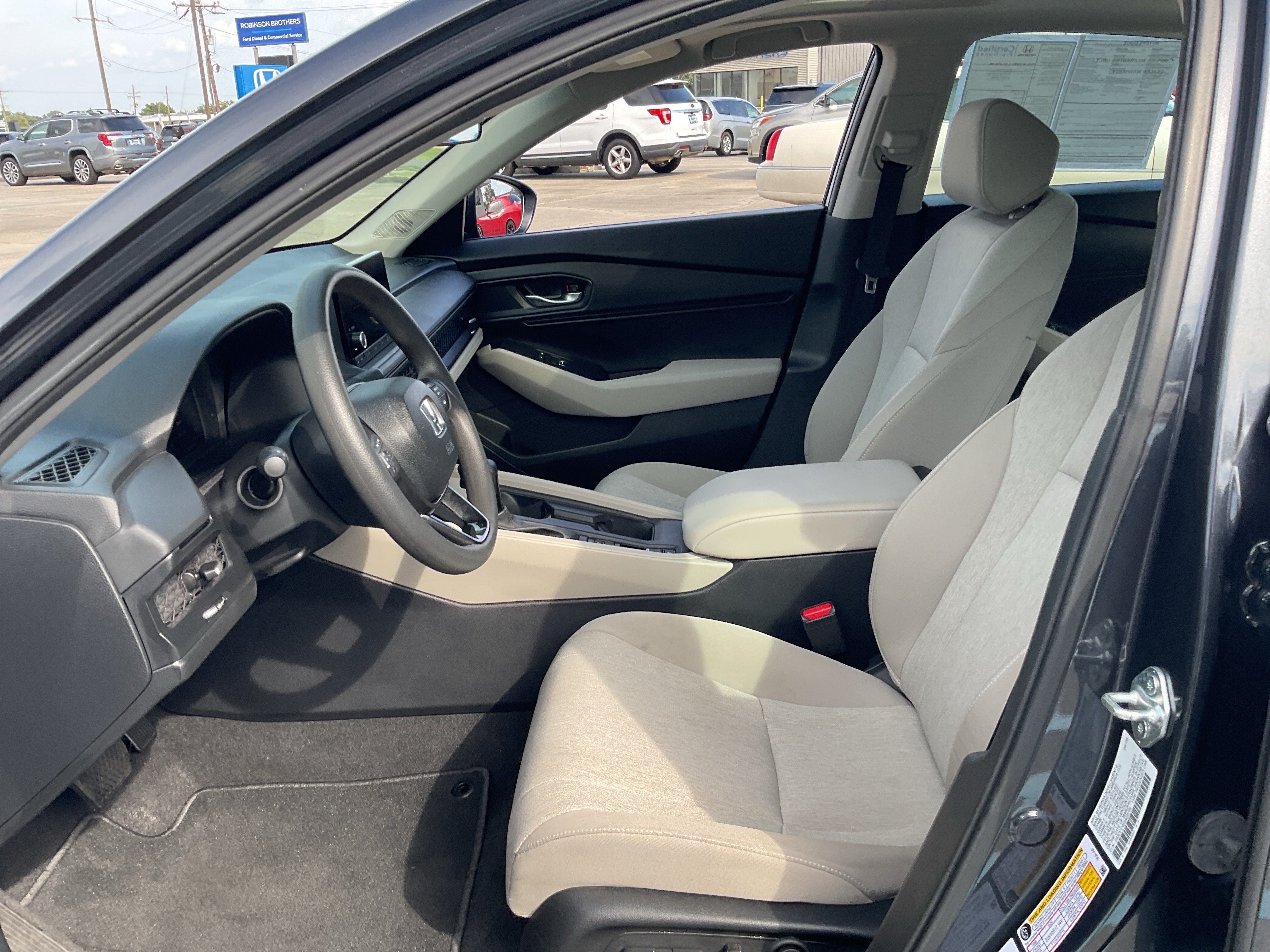 2025 Honda Accord Sedan SE