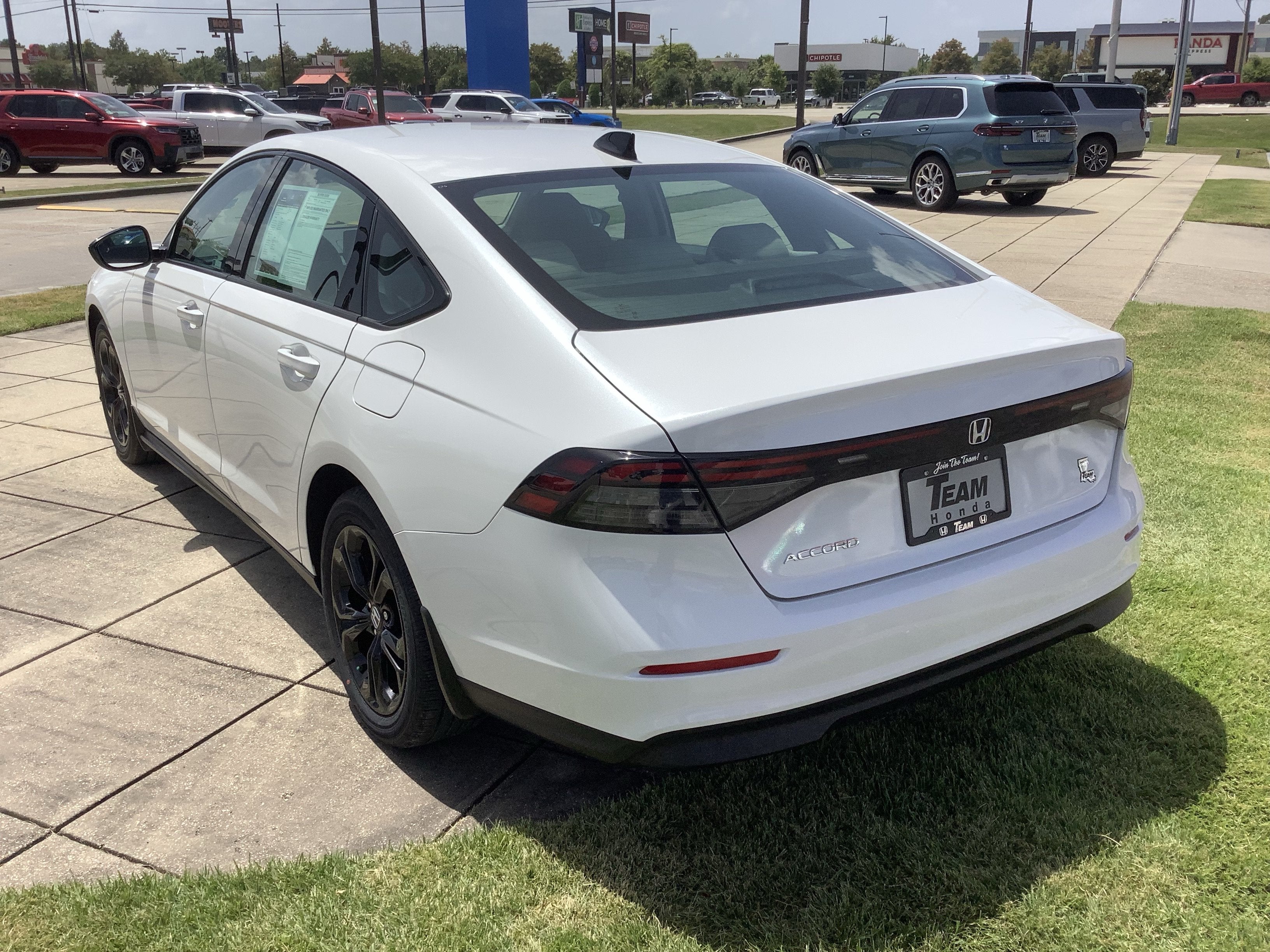 2025 Honda Accord Sedan SE