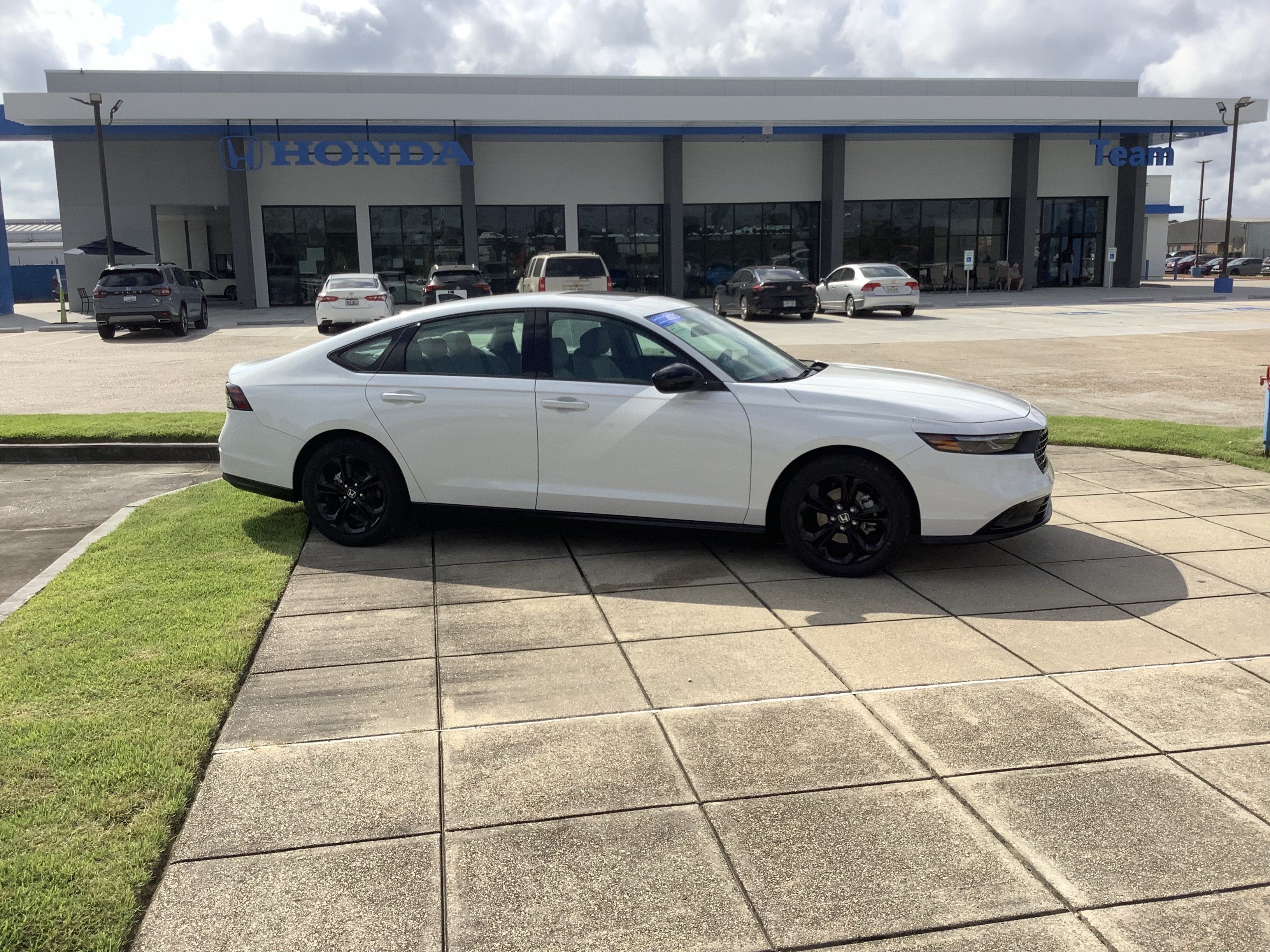 2025 Honda Accord Sedan SE