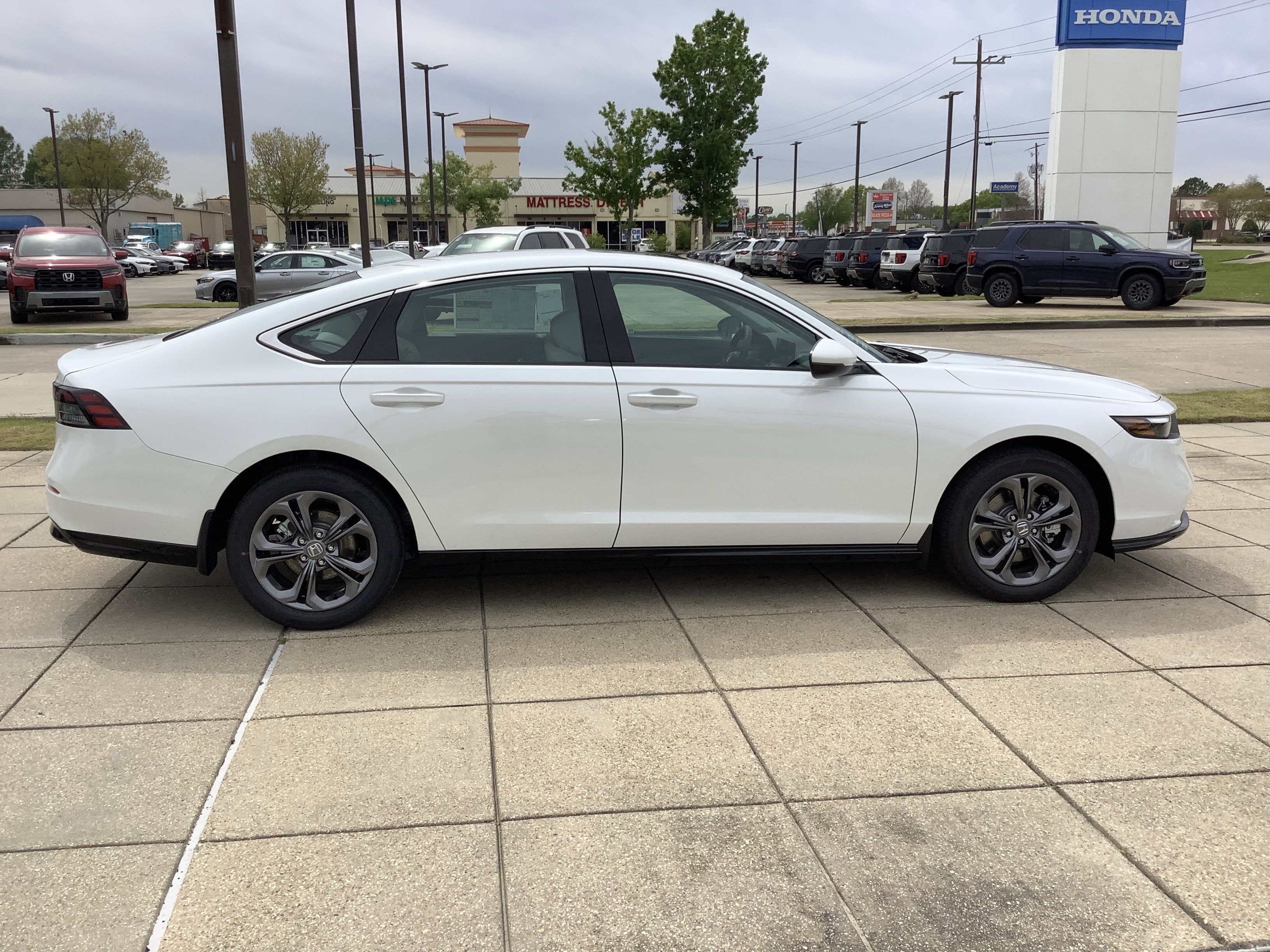 2026 Honda Accord Hybrid EX-L