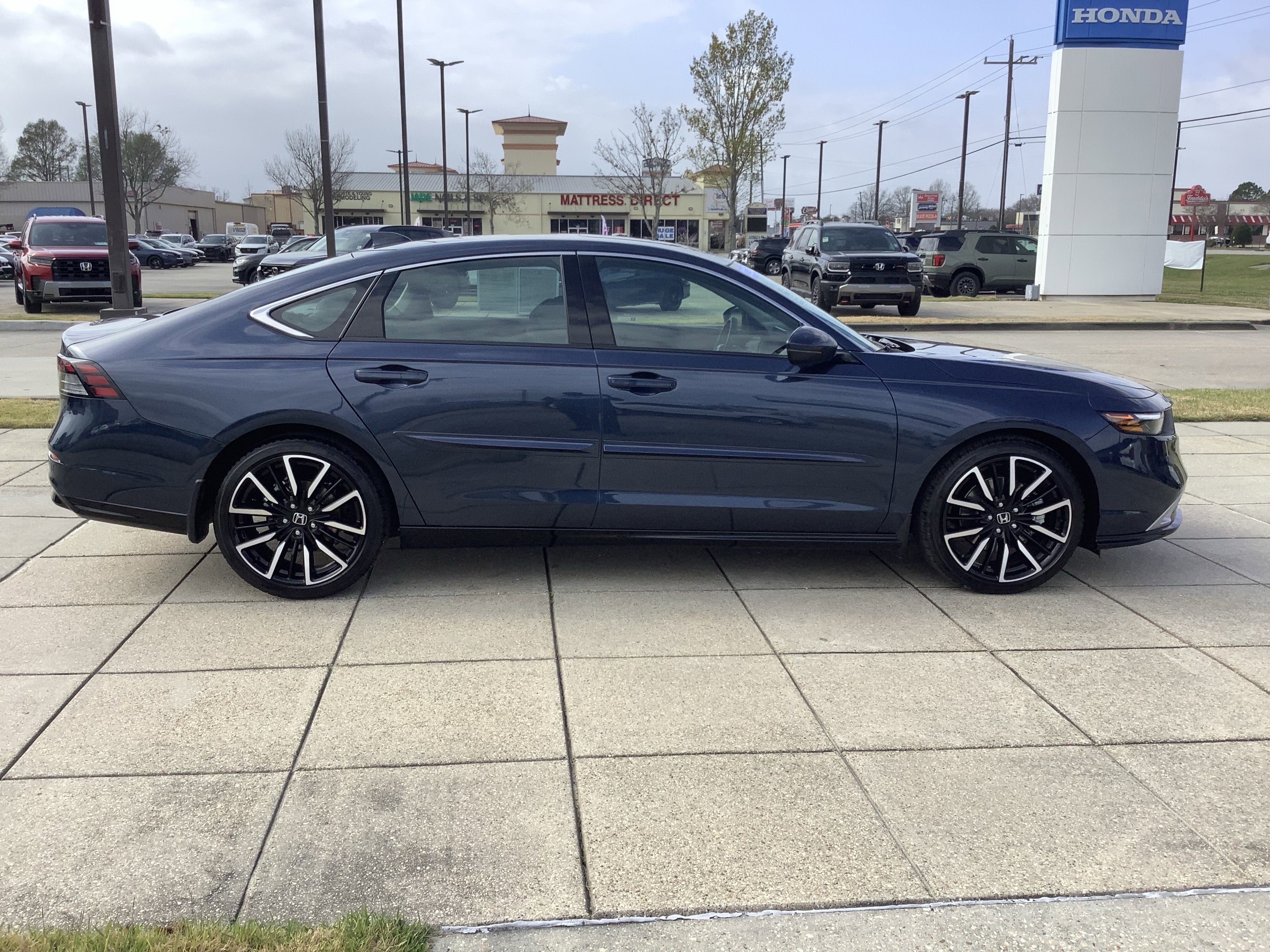 2025 Honda Accord Hybrid Touring
