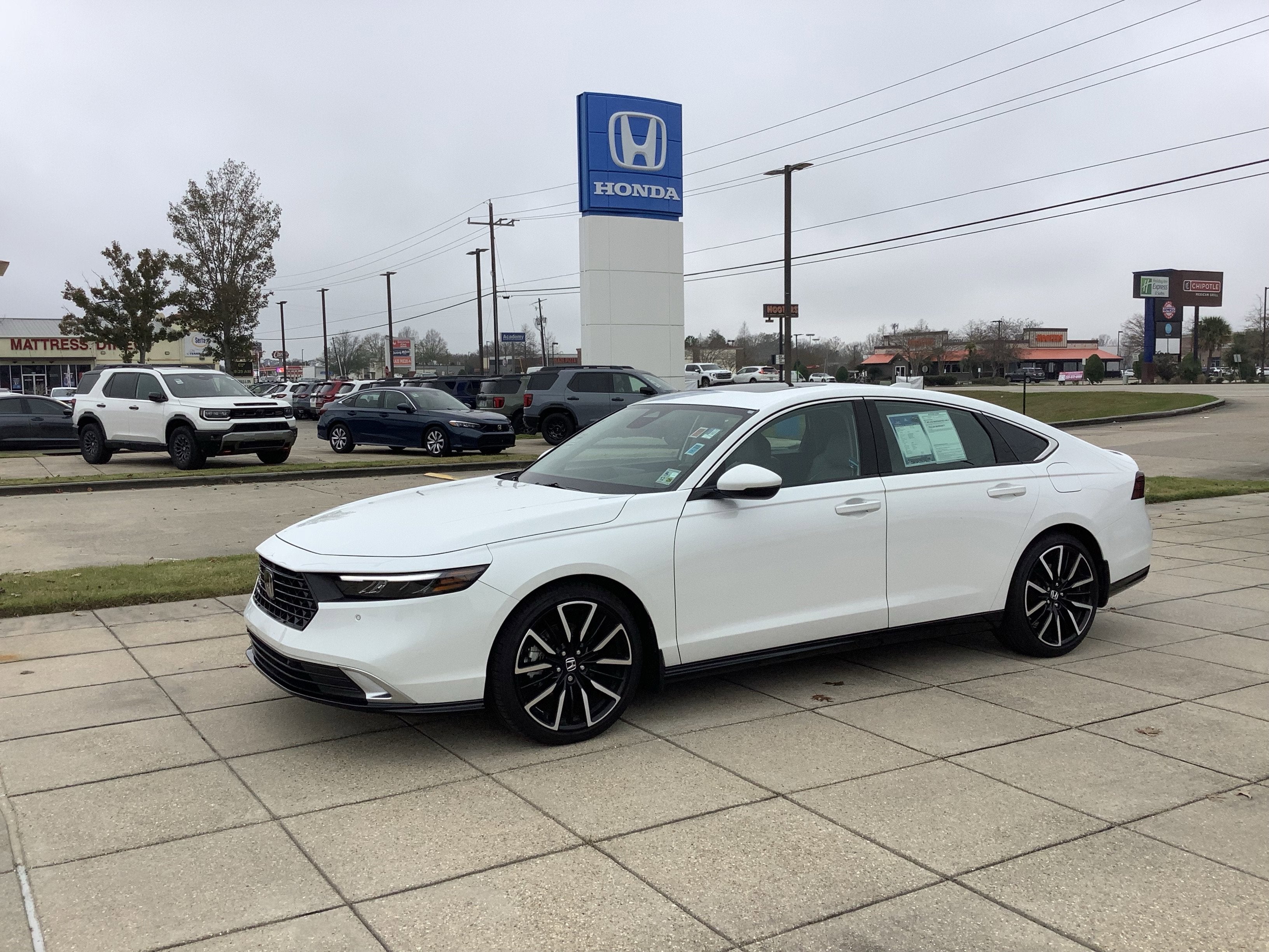 2025 Honda Accord Hybrid Touring
