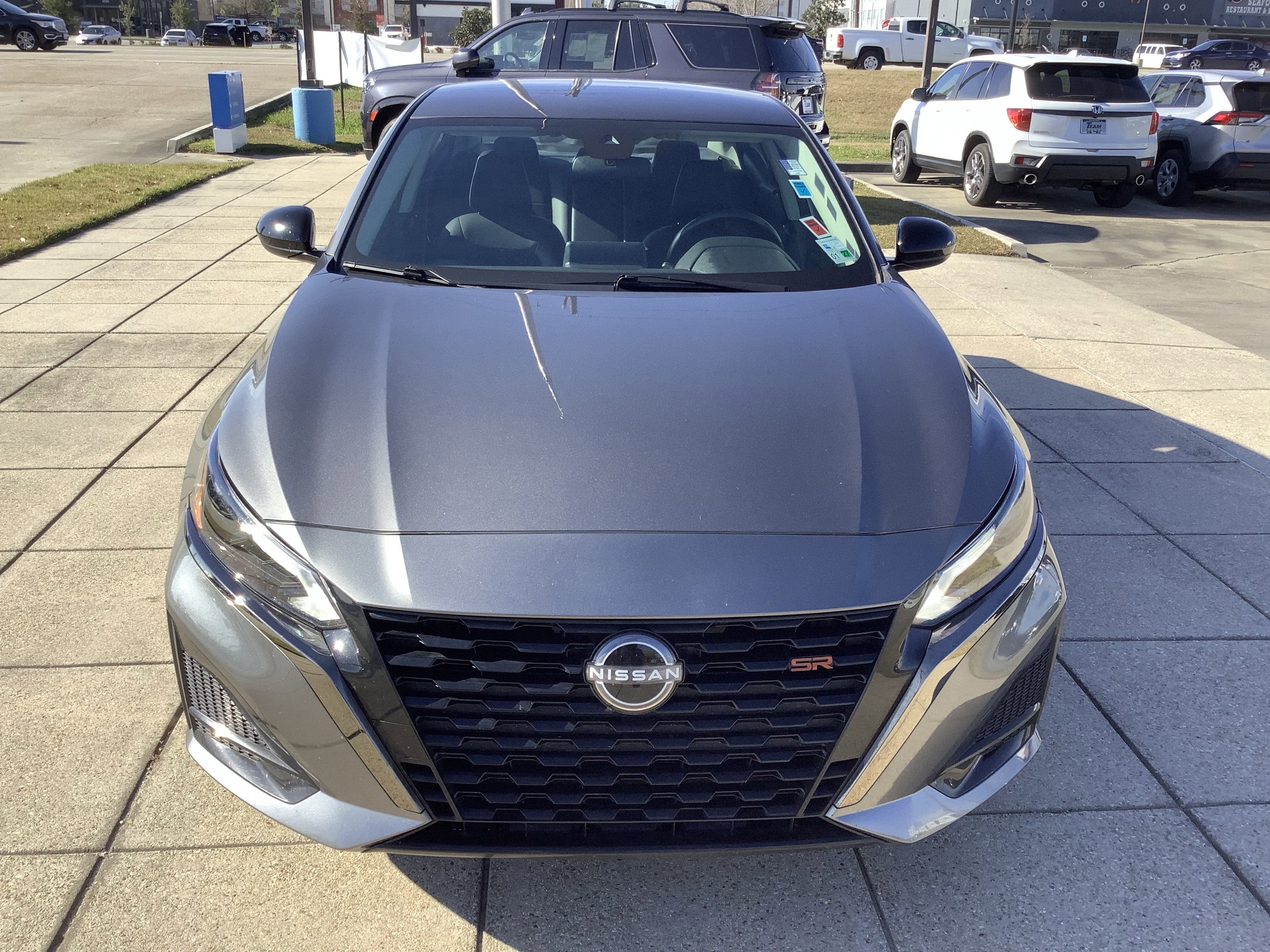 2025 Nissan Altima SR