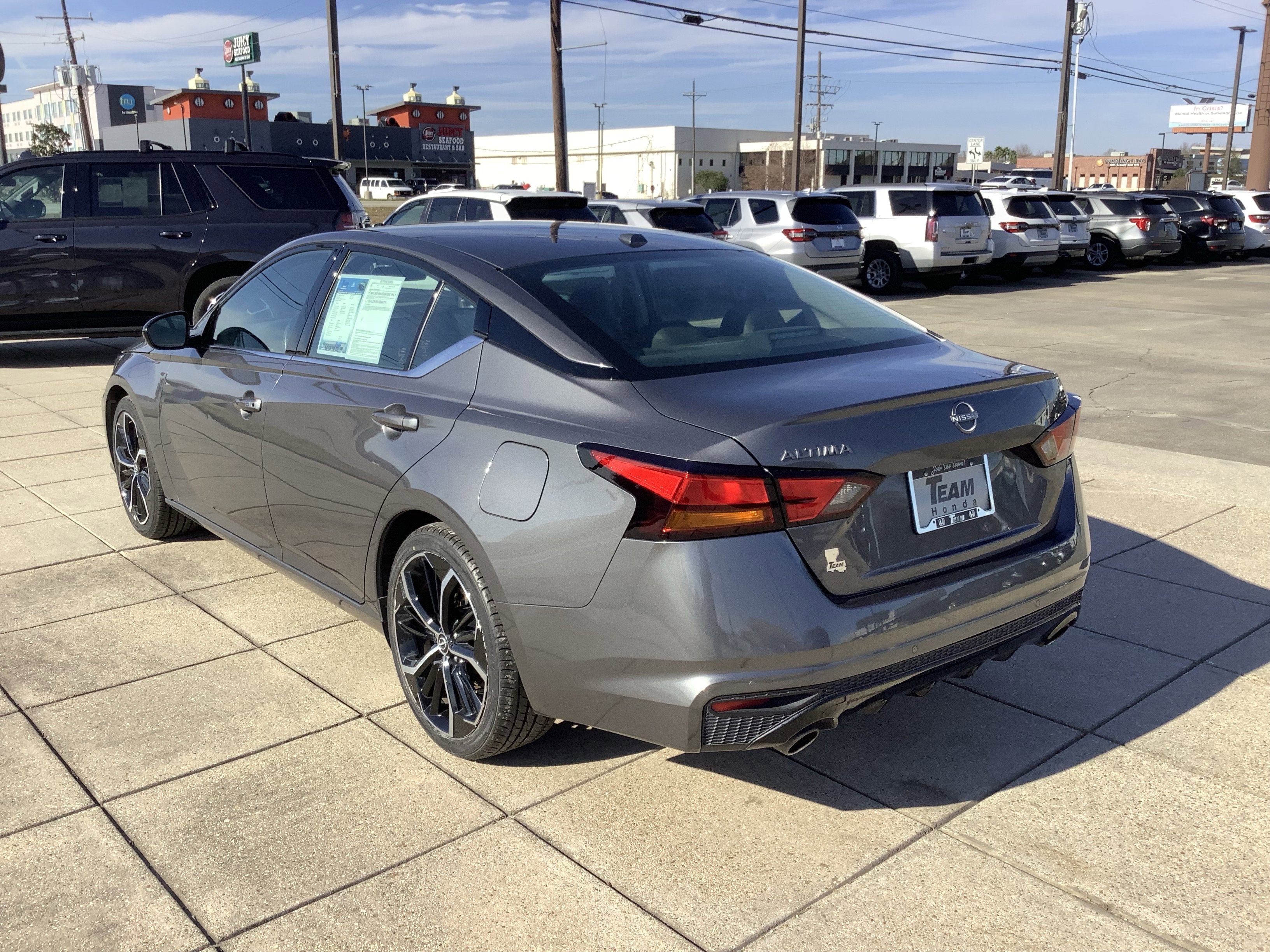 2025 Nissan Altima SR