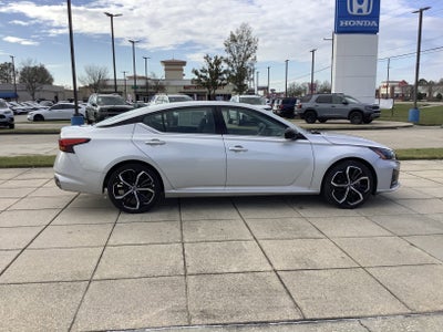 2024 Nissan Altima 2.5 SR