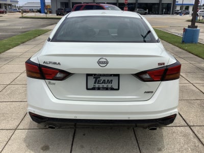2025 Nissan Altima SR