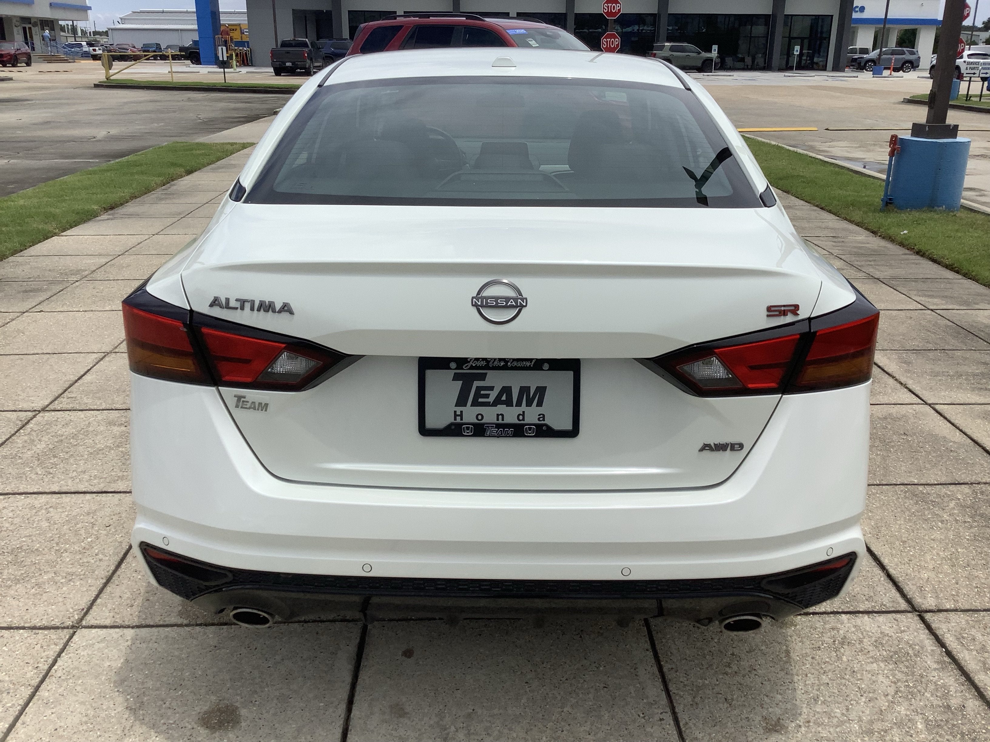 2025 Nissan Altima SR